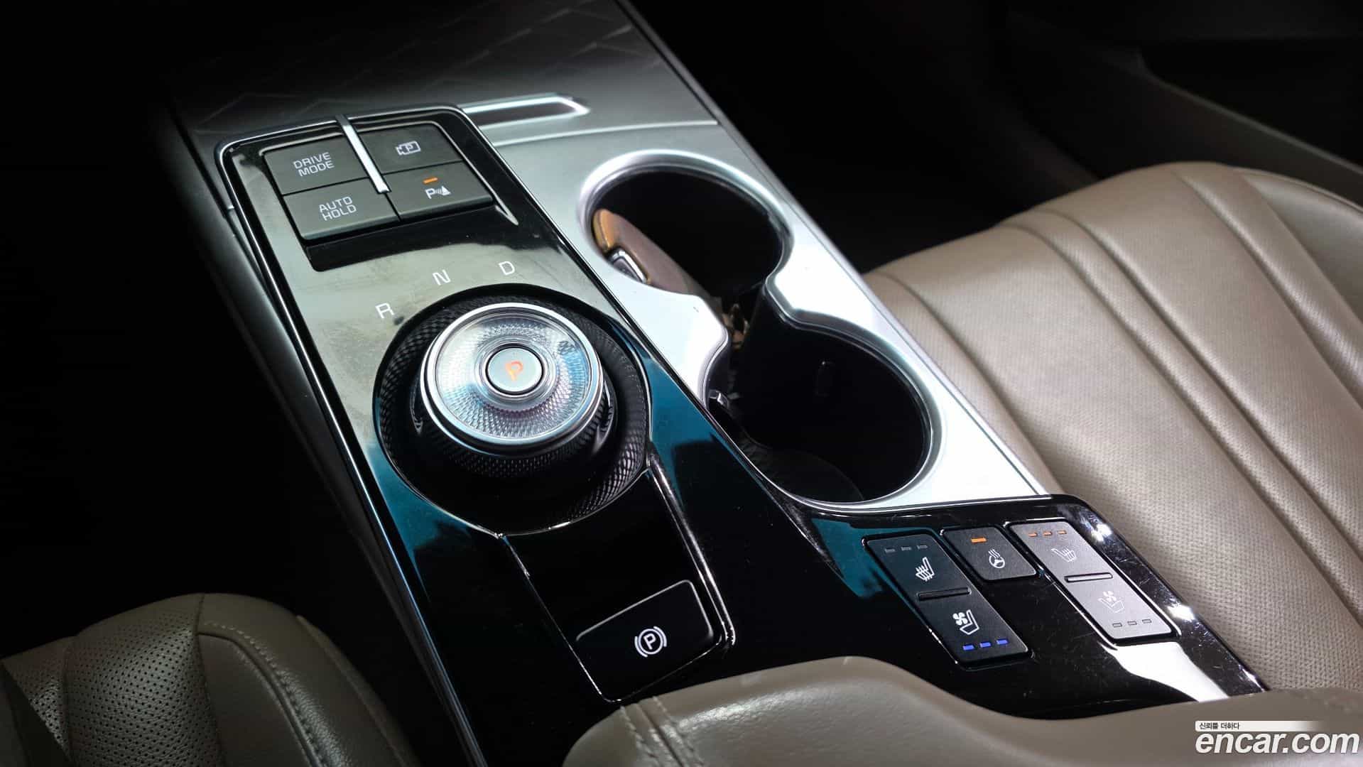 K8 Kia 2022.1-INNER-009