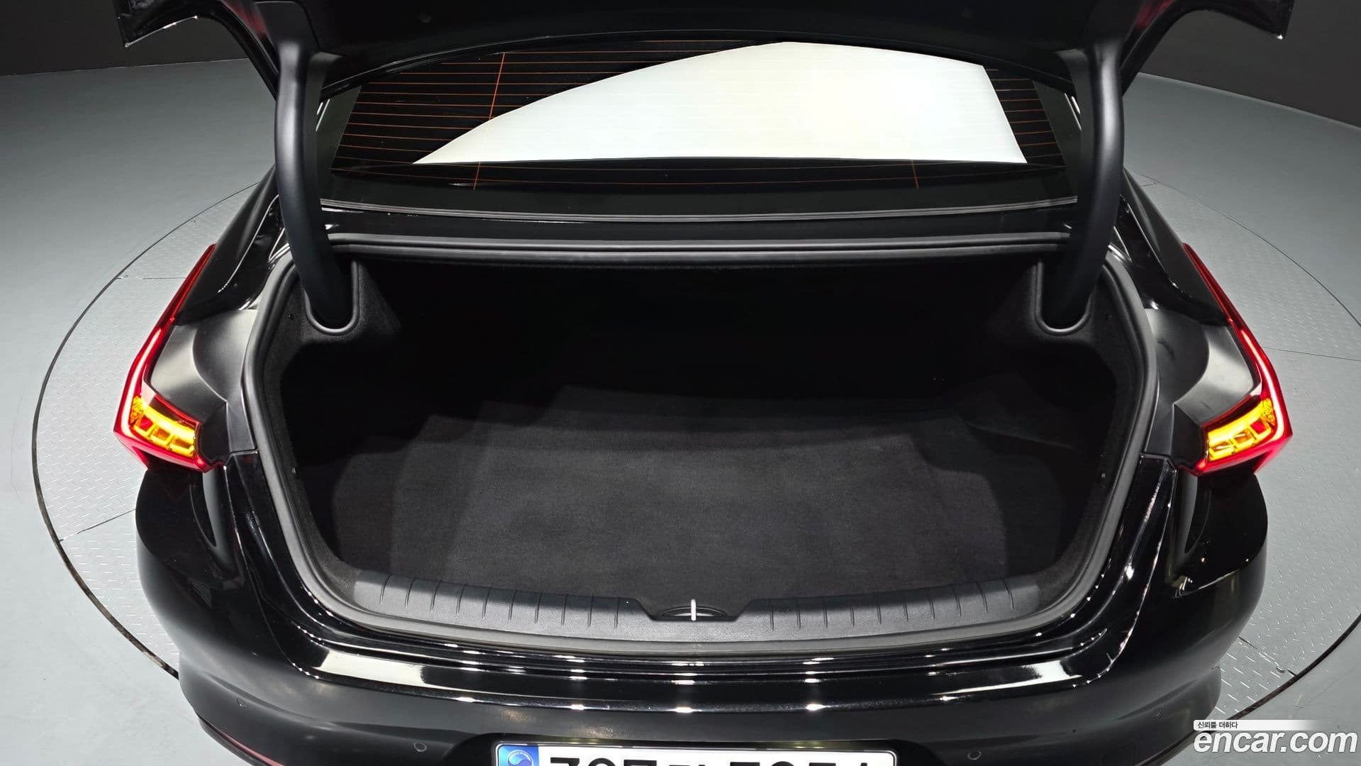 Main__Slider__Photo:K8 Kia 2022.1-19