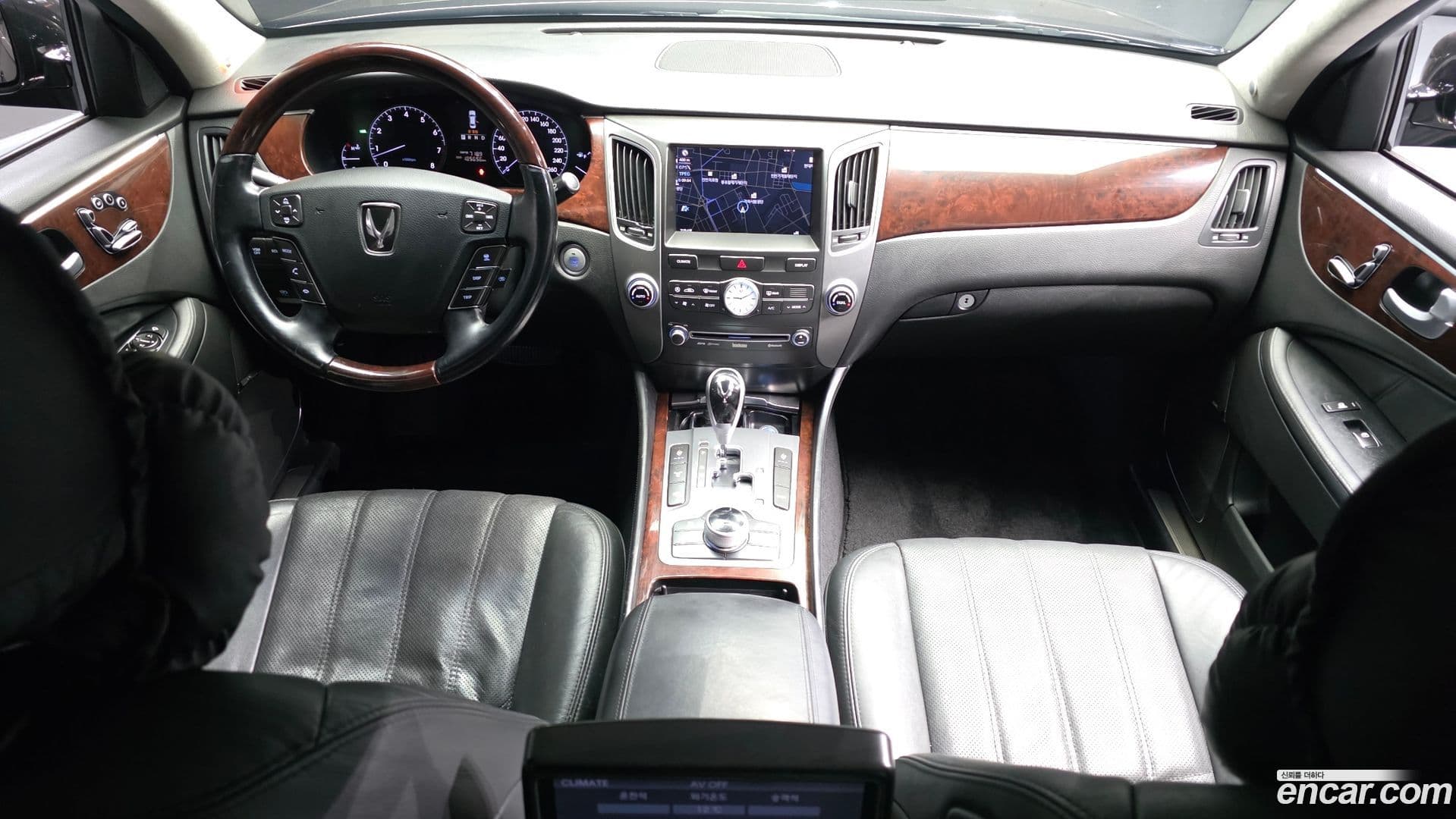 Main__Slider__Photo:Equus Hyundai 2012.9-6