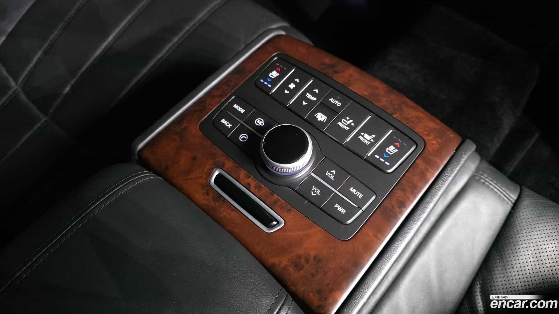 Equus Hyundai 2012.9-OPTION-023