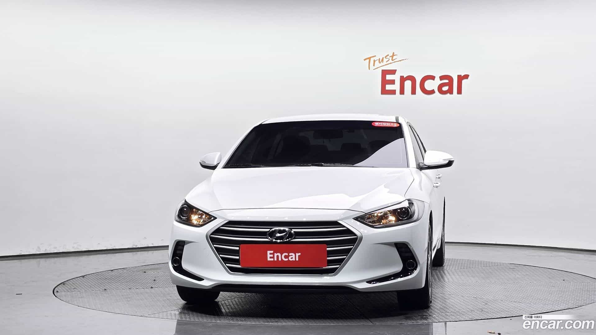 AVANTE Hyundai 2018.6-OUTER-003