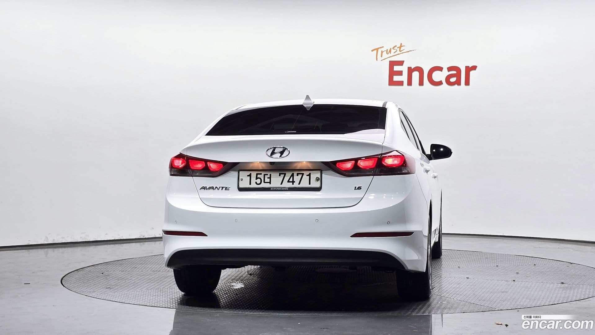 Main__Slider__Photo:AVANTE Hyundai 2018.6-3