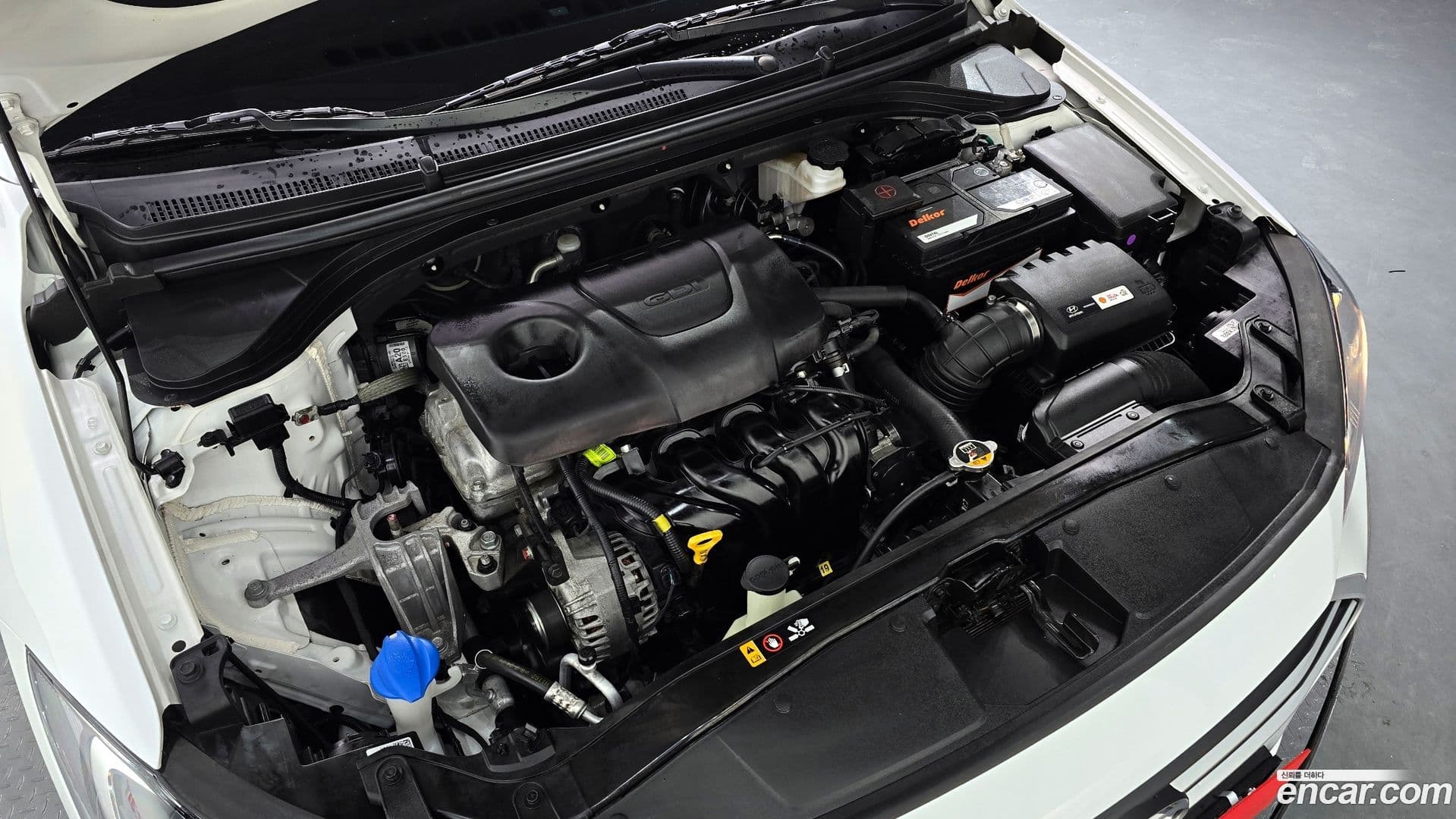 Main__Slider__Photo:AVANTE Hyundai 2018.6-5