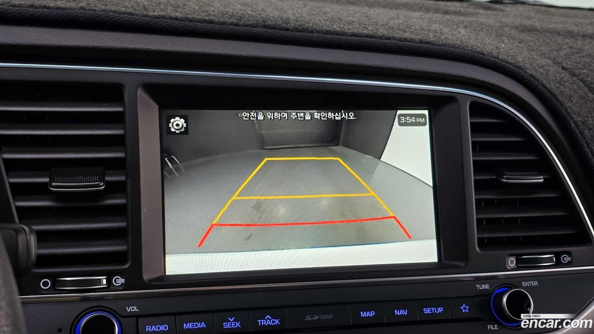 AVANTE Hyundai 2018.6-OPTION-021