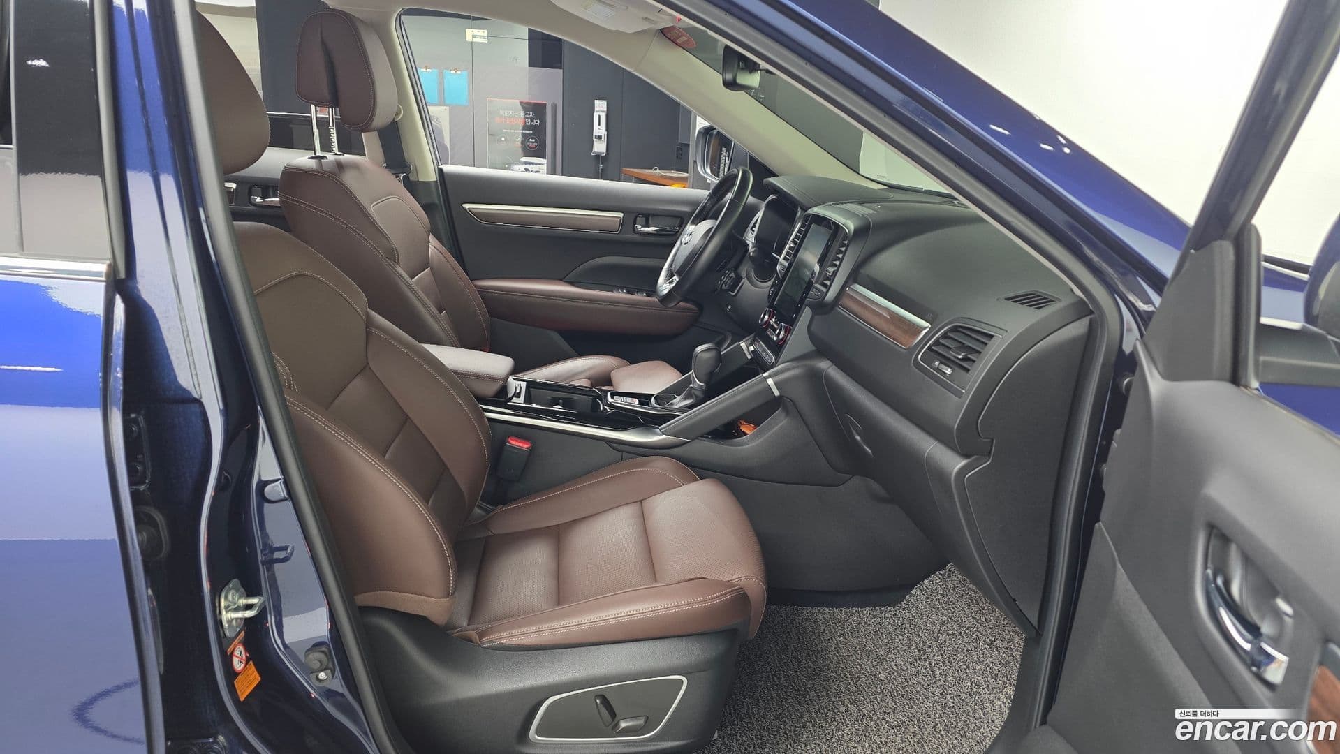 Main__Slider__Photo:QM6 Renault-KoreaSamsung 2019.11-10