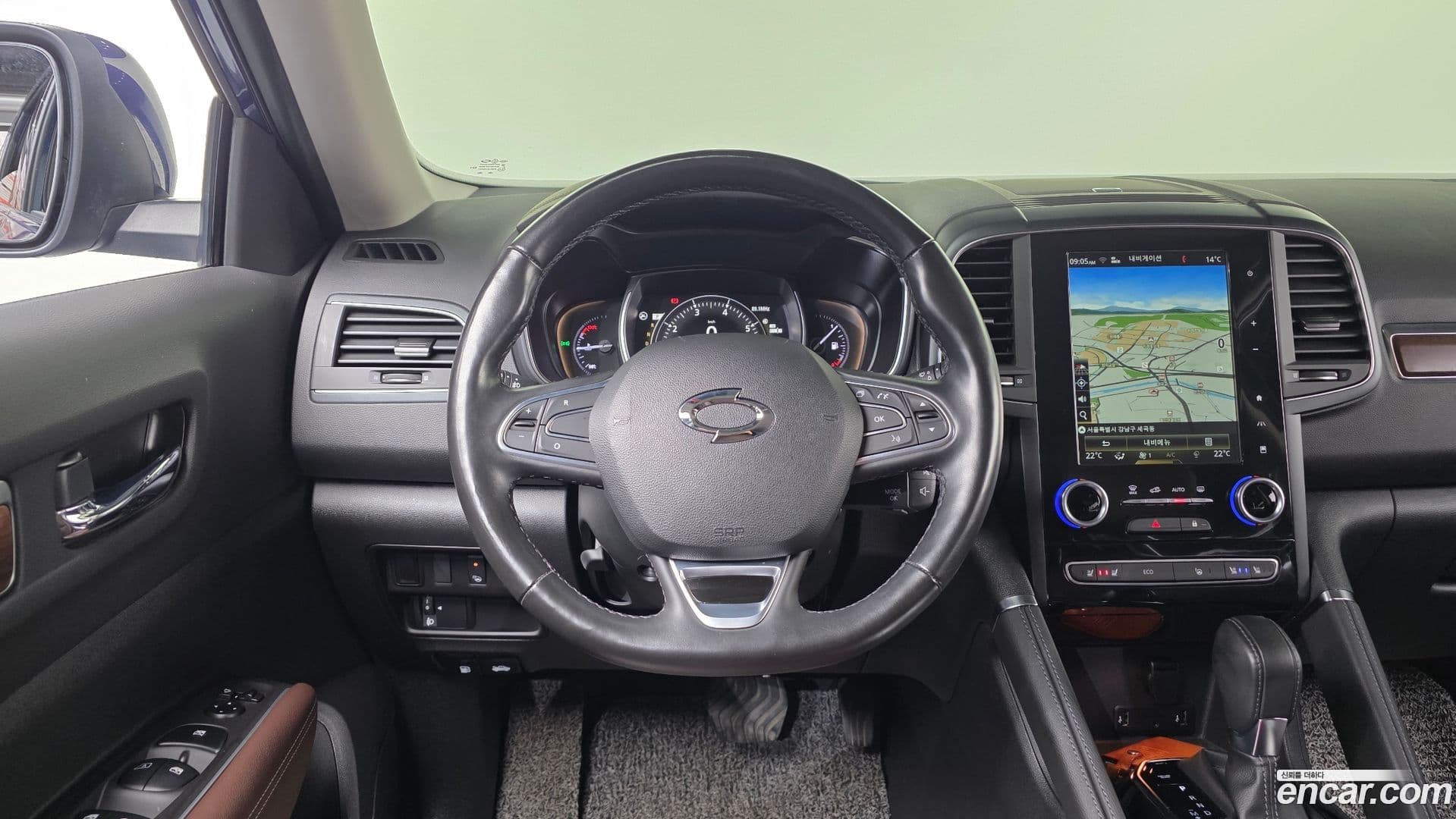 Main__Slider__Photo:QM6 Renault-KoreaSamsung 2019.11-12