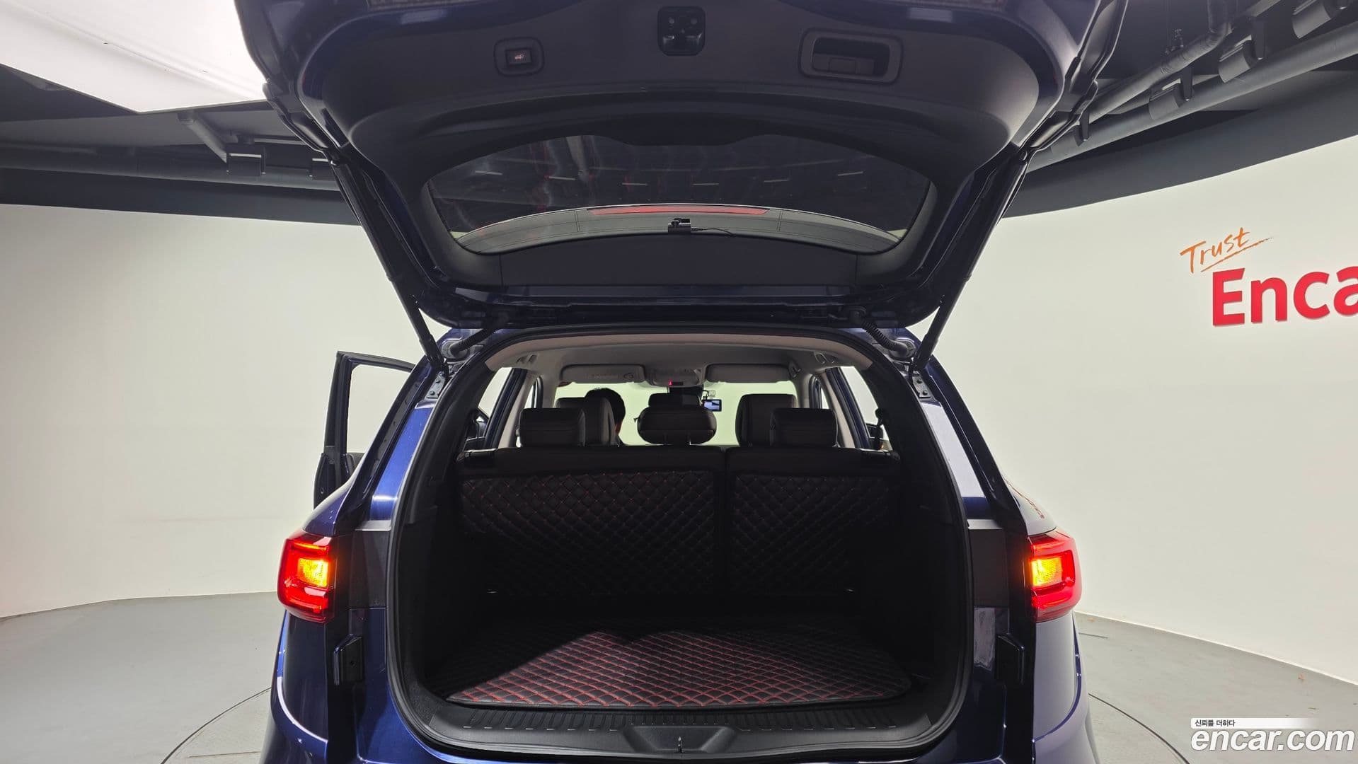 Main__Slider__Photo:QM6 Renault-KoreaSamsung 2019.11-19