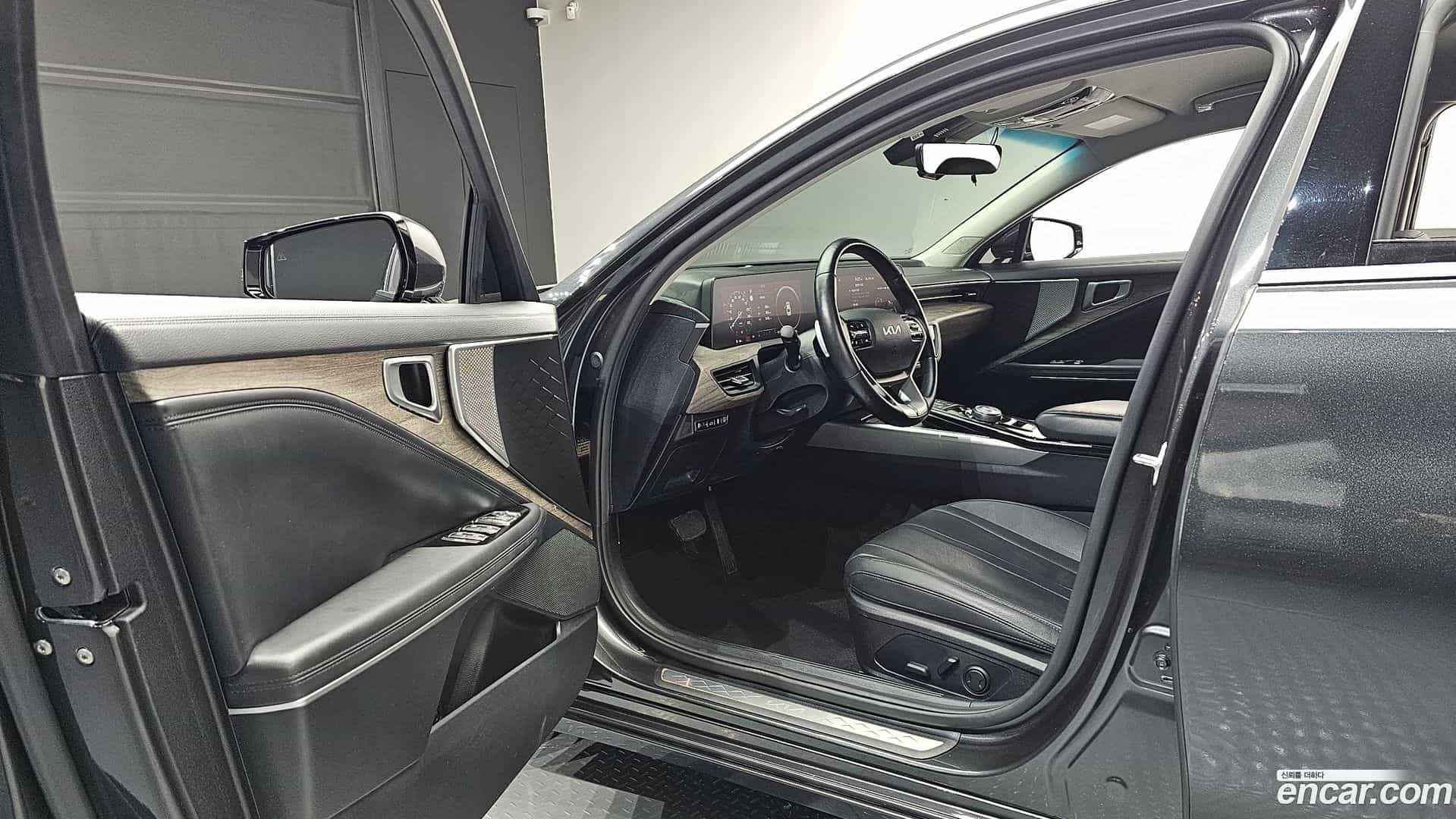 K8 Kia 2022.0-INNER-010