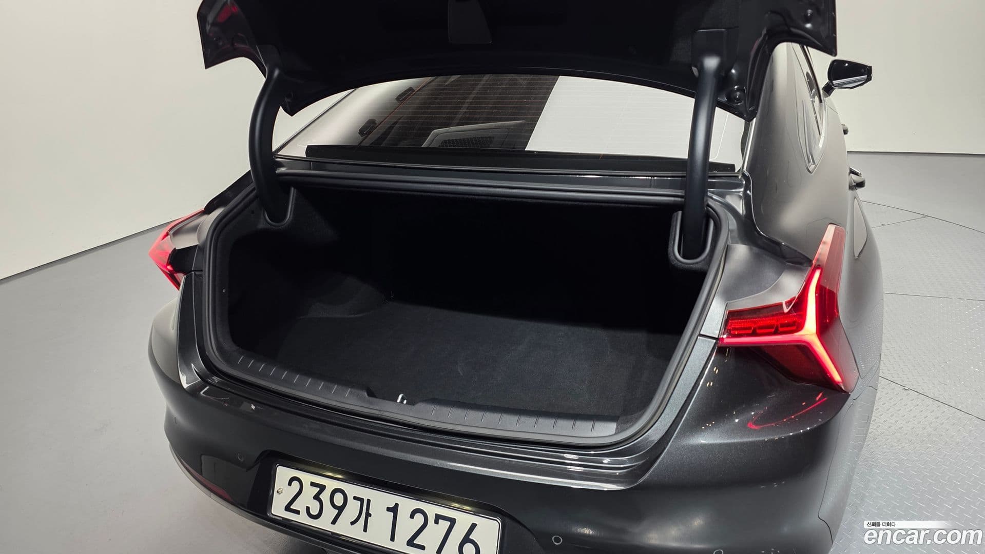 Main__Slider__Photo:K8 Kia 2022.0-19