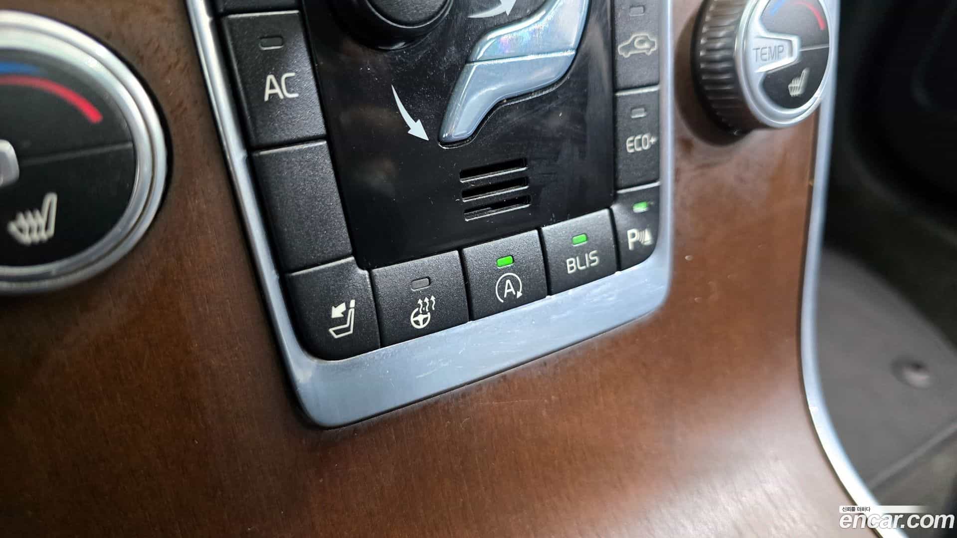 XC70 Volvo 2016.3-OPTION-020