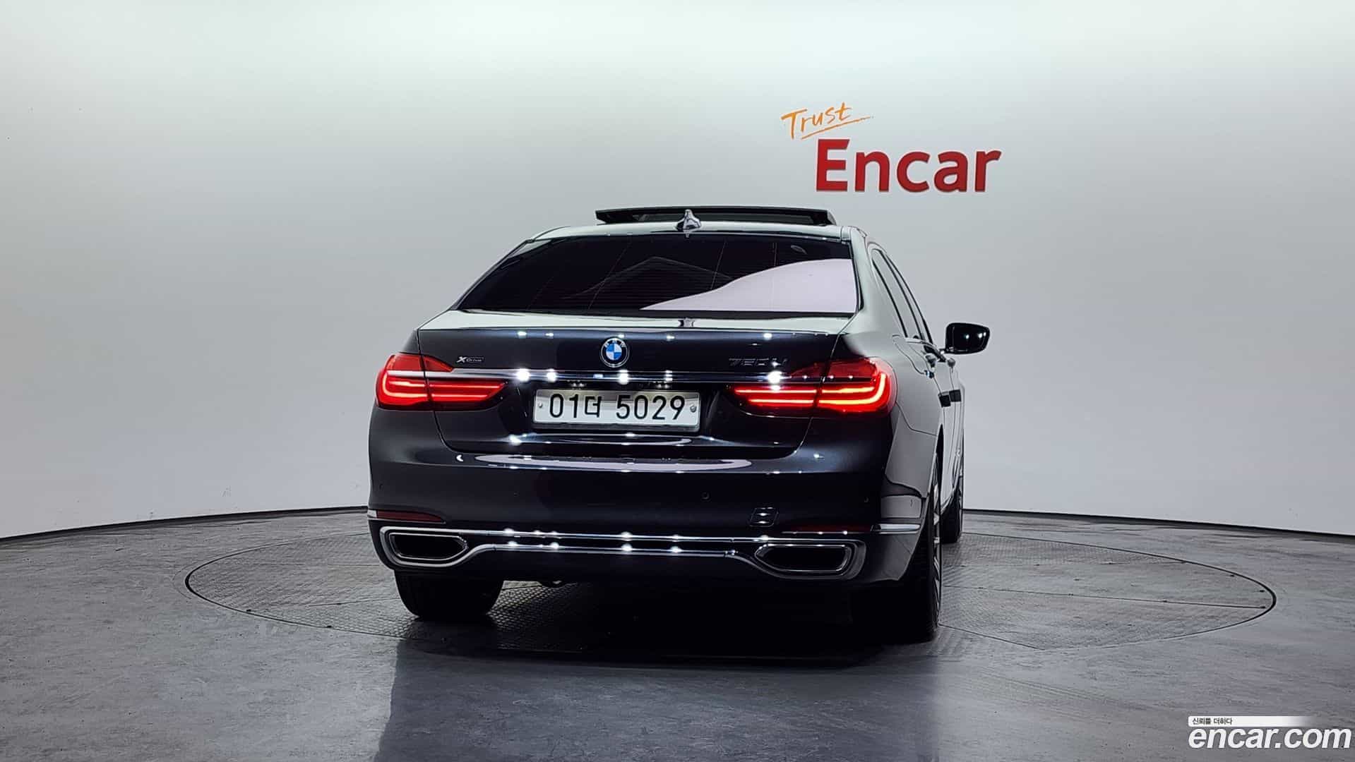 7-Series BMW 2016.11-OUTER-004