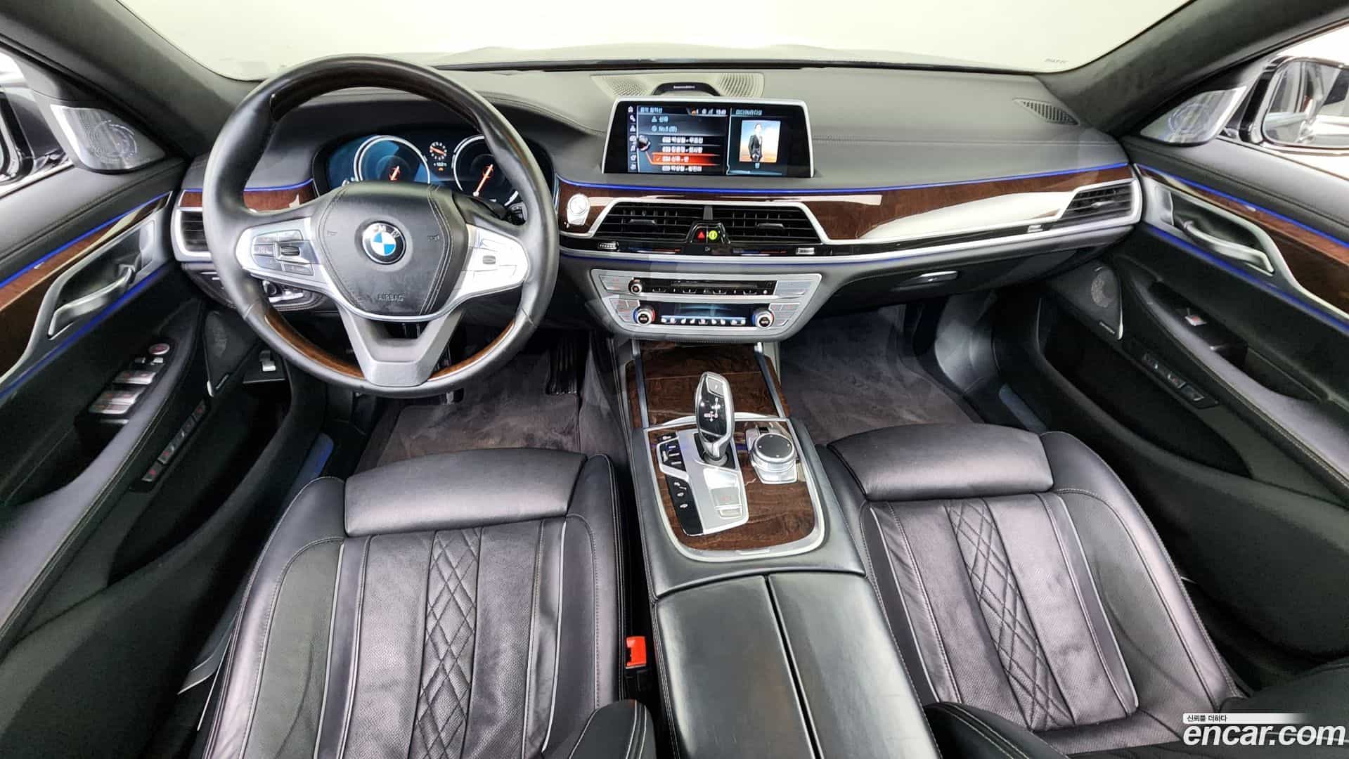 7-Series BMW 2016.11-INNER-007