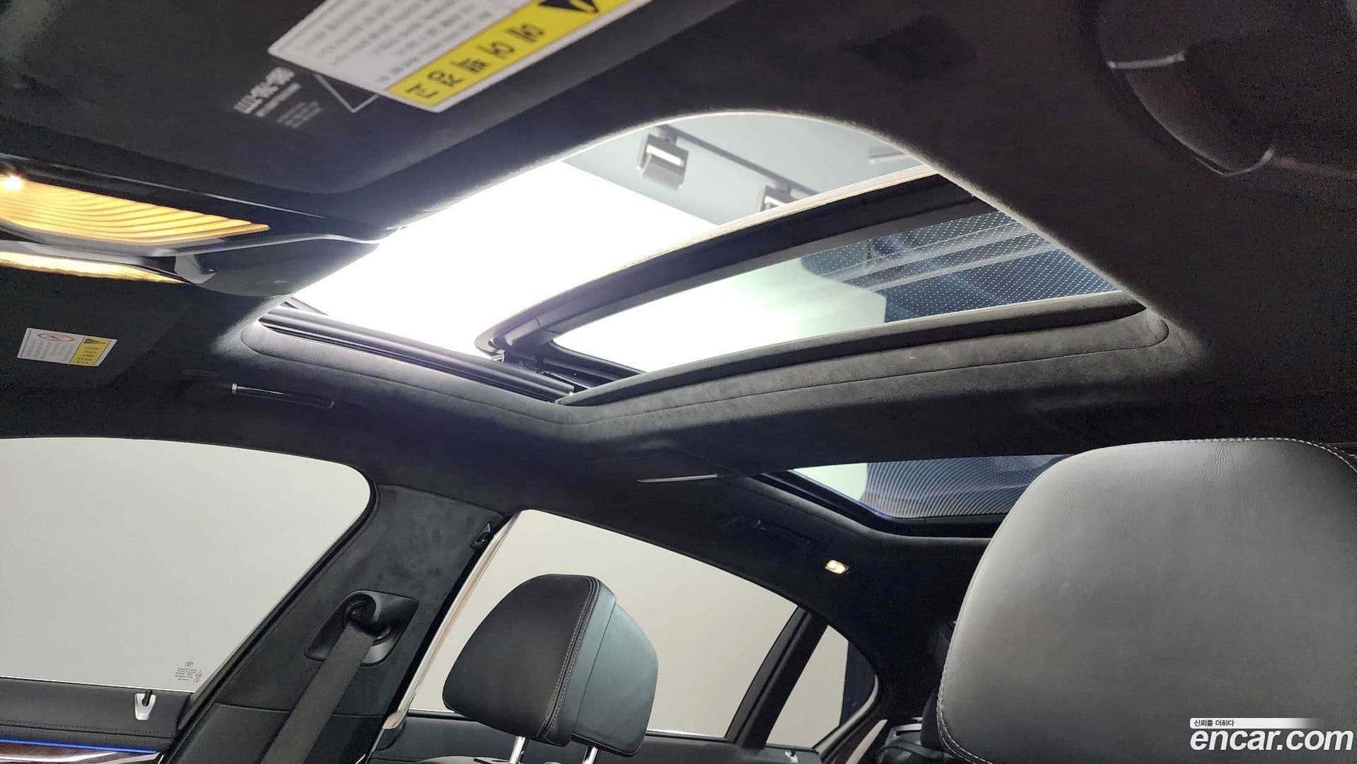 Main__Slider__Photo:7-Series BMW 2016.11-18