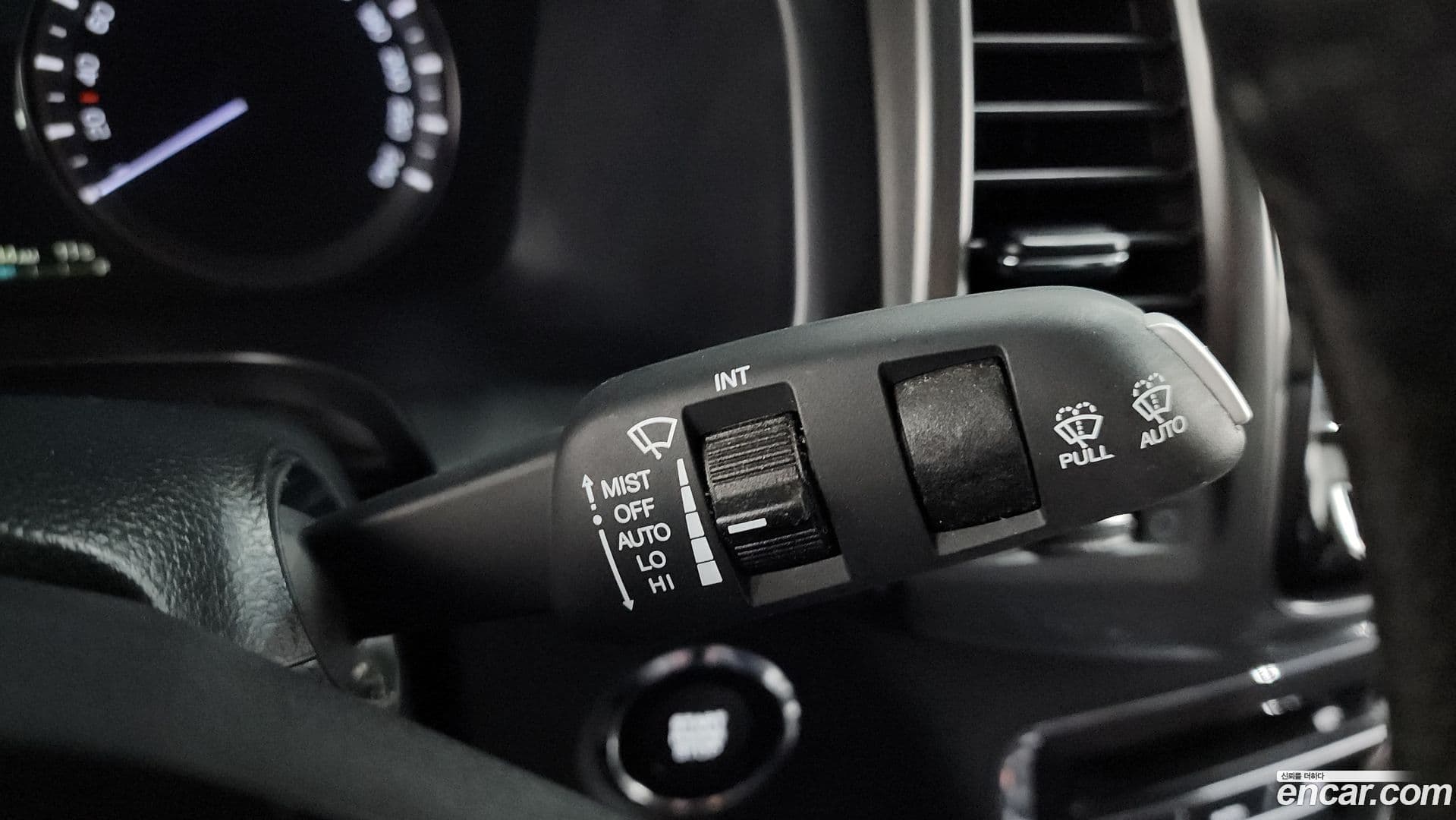 Main__Slider__Photo:Rexton KG_Mobility_Ssangyong 2021.5-14