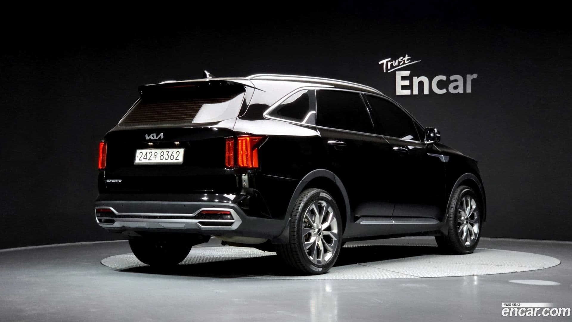 Main__Slider__Photo:Sorento Kia 2022.9-1