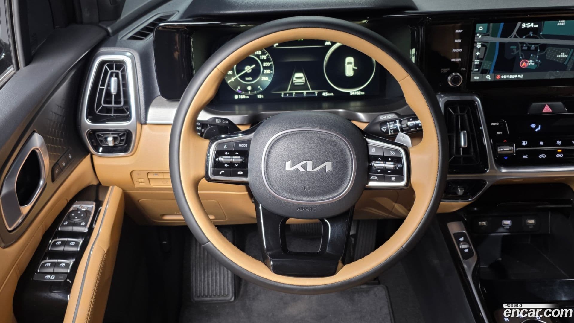 Main__Slider__Photo:Sorento Kia 2022.9-12