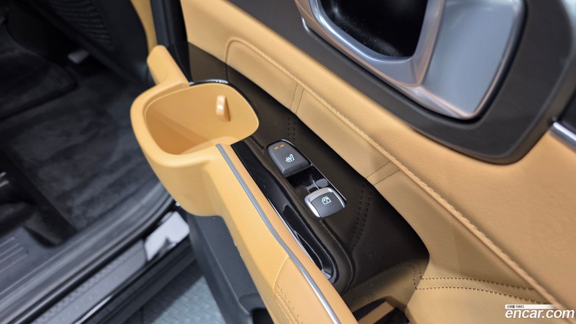 Main__Slider__Photo:Sorento Kia 2022.9-18