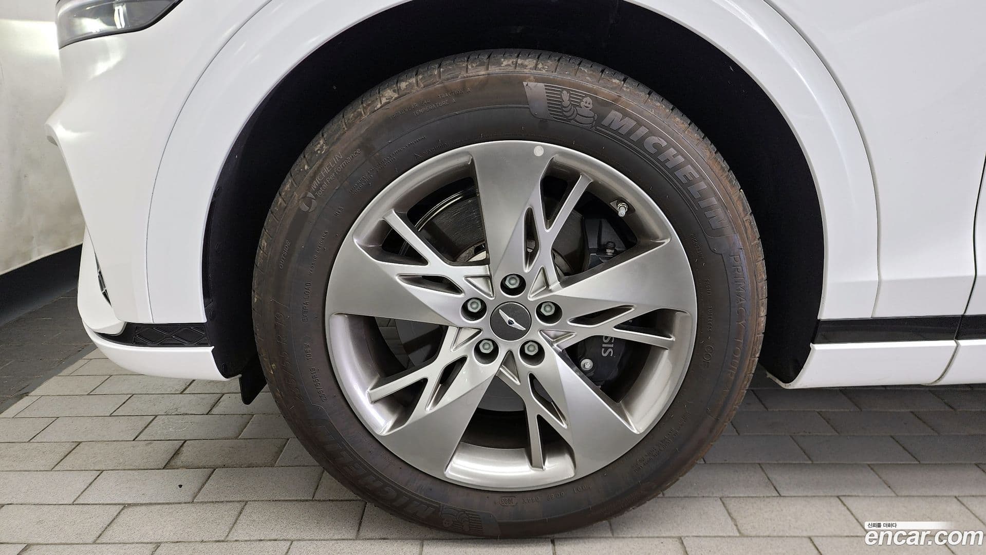 Main__Slider__Photo:GV70 Genesis 2023.6-4