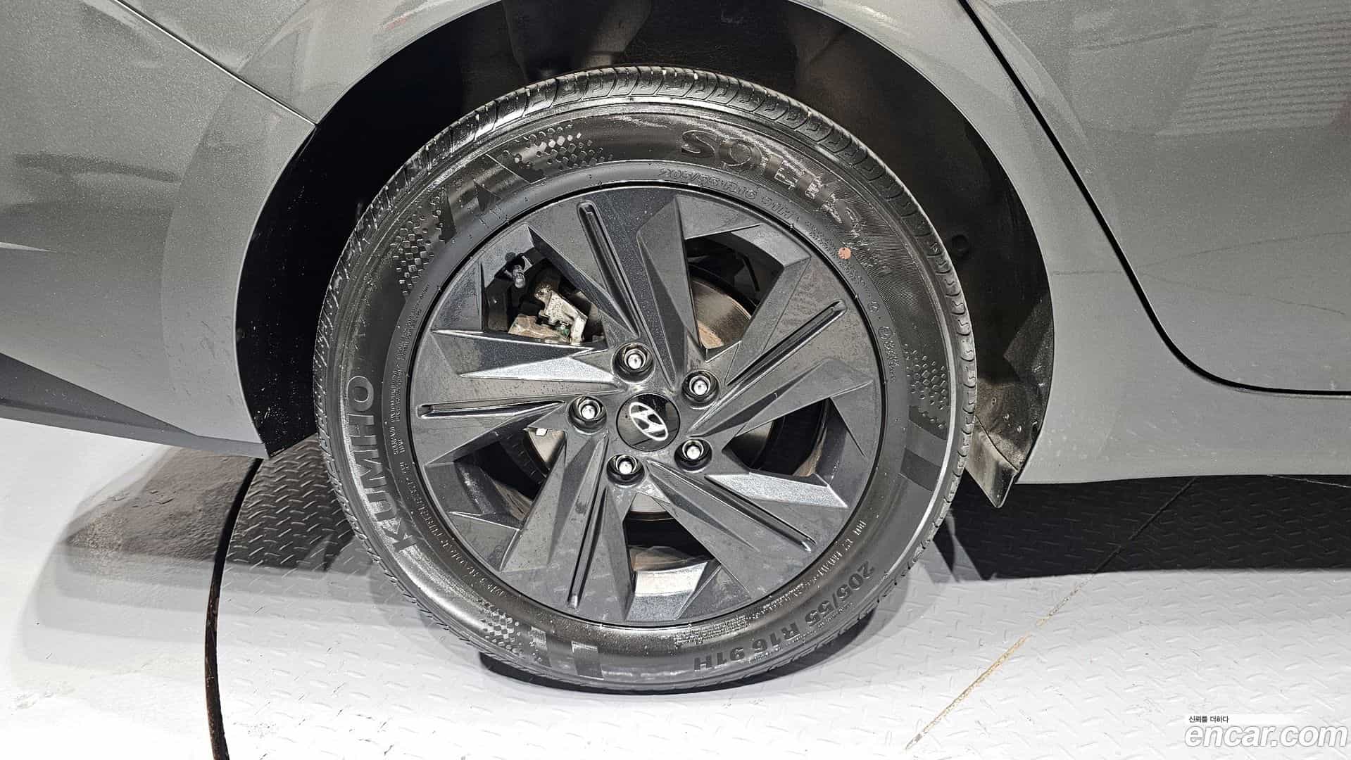 AVANTE Hyundai 2023.0-OUTER-005