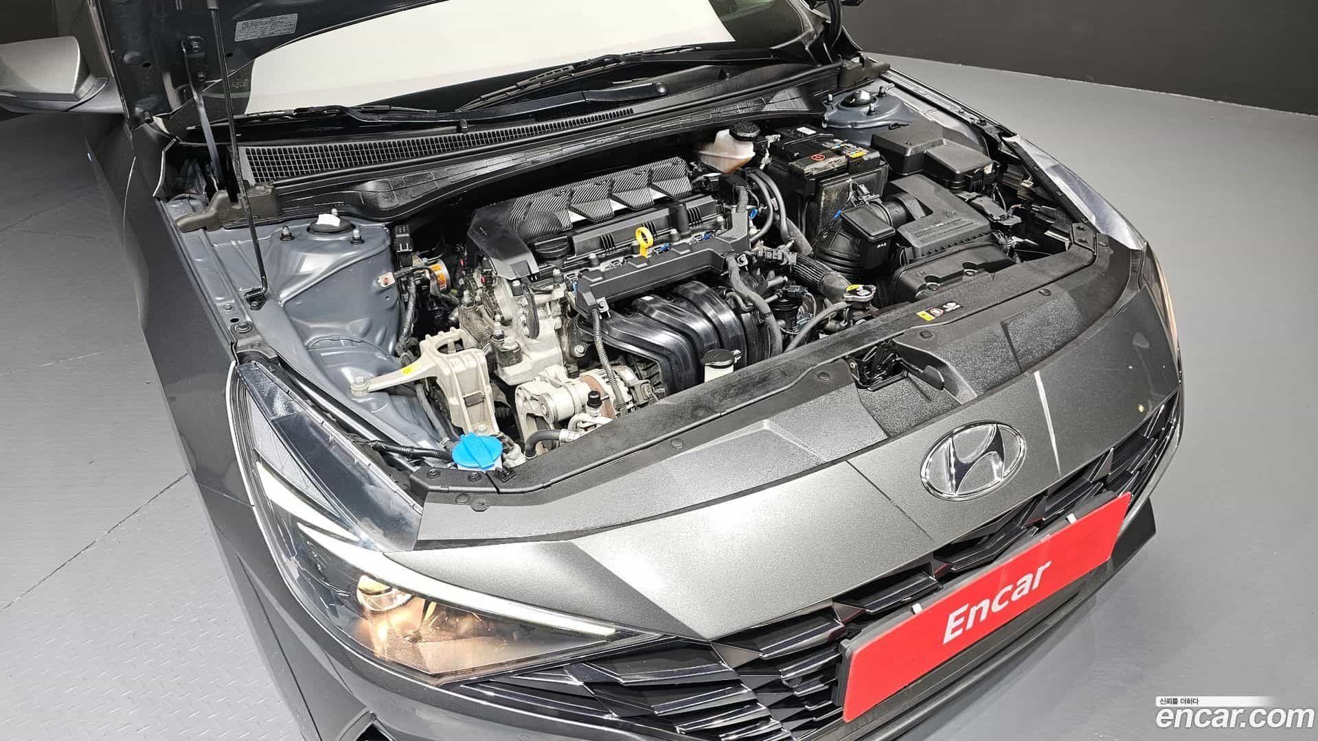 AVANTE Hyundai 2023.0-OUTER-006