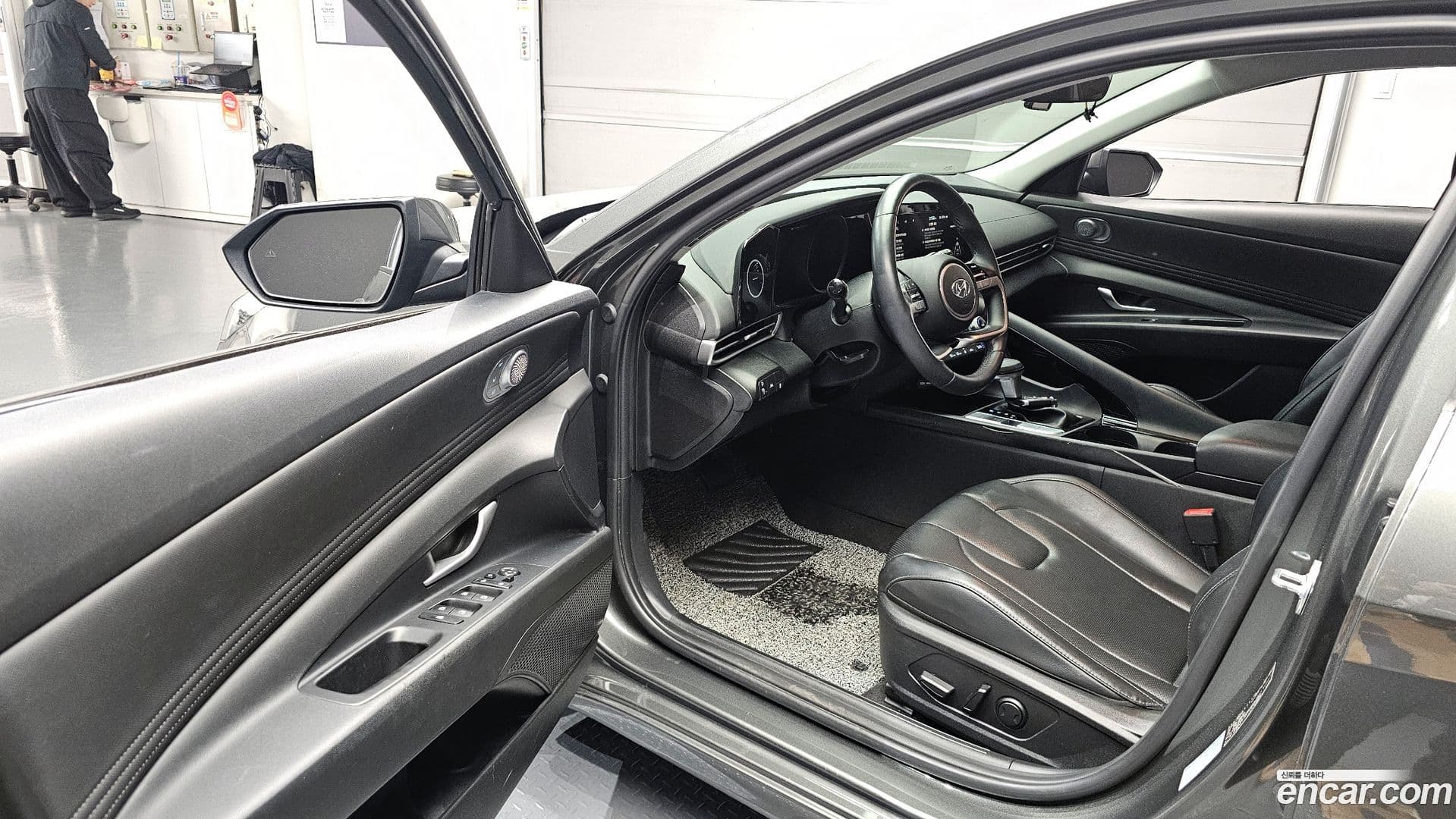 Main__Slider__Photo:AVANTE Hyundai 2023.0-9