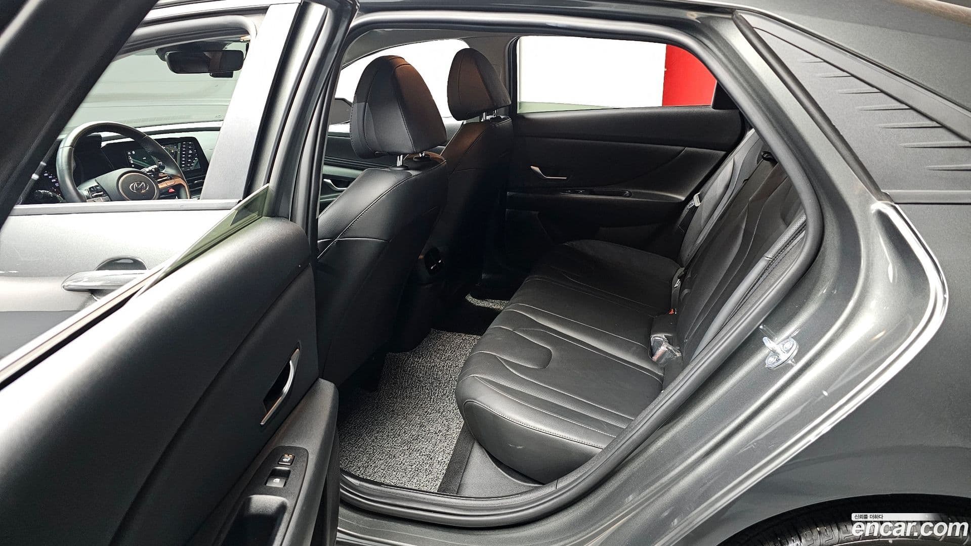 Main__Slider__Photo:AVANTE Hyundai 2023.0-10