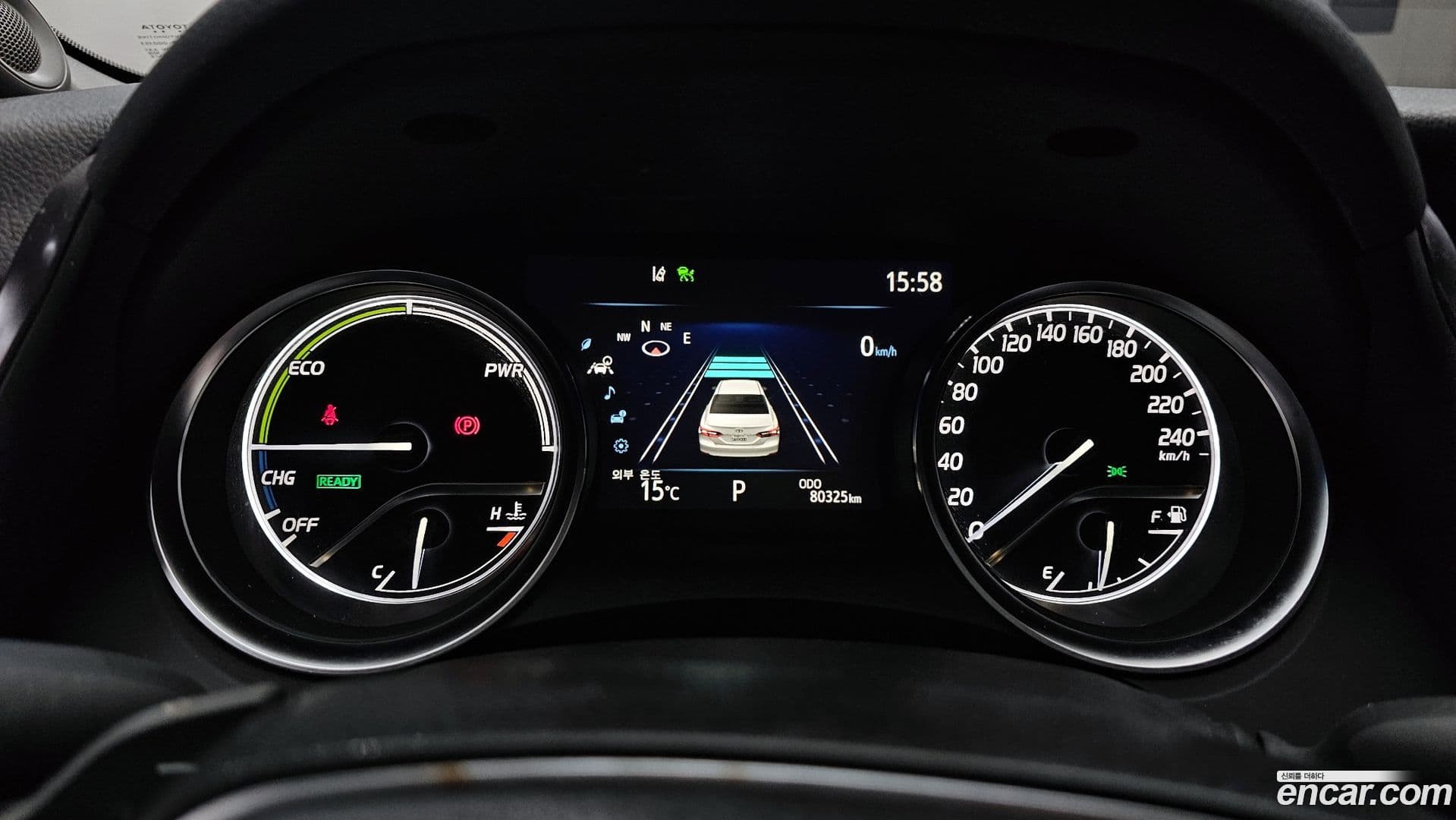 Main__Slider__Photo:Camry Toyota 2021.5-7