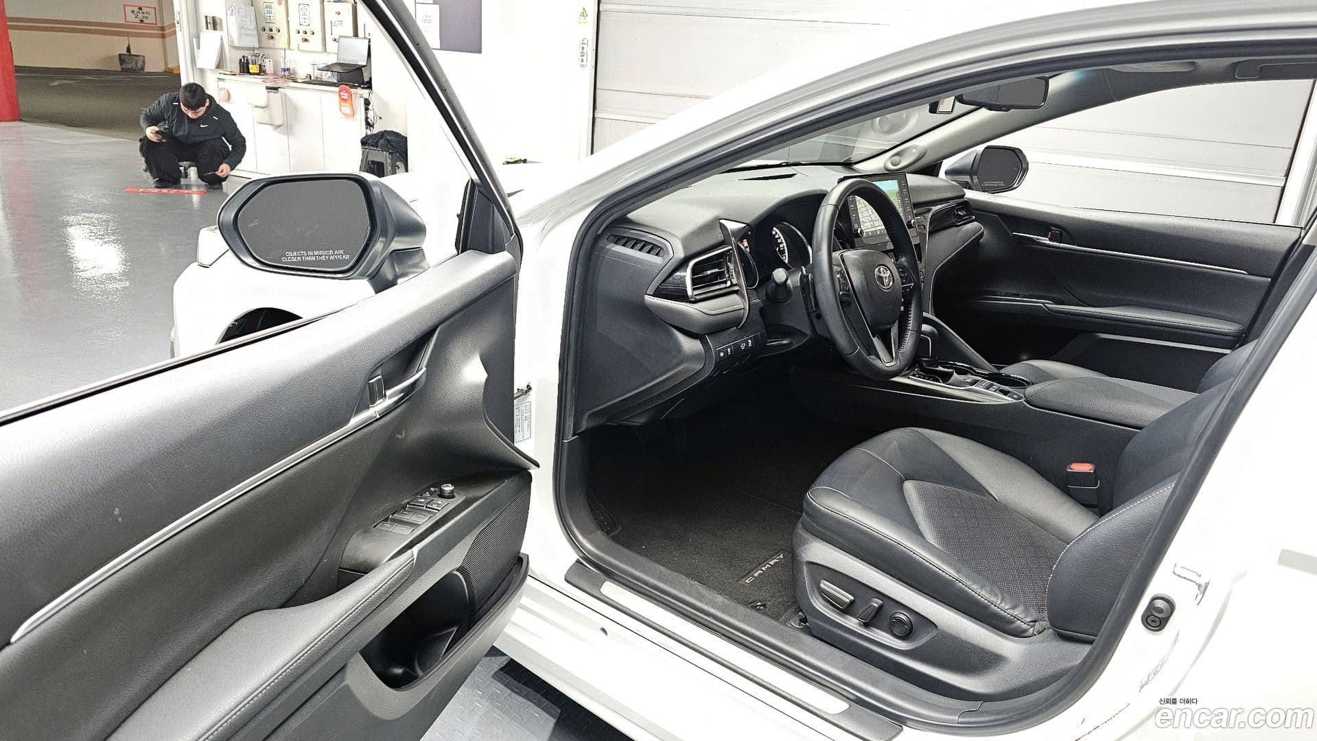 Main__Slider__Photo:Camry Toyota 2021.5-9