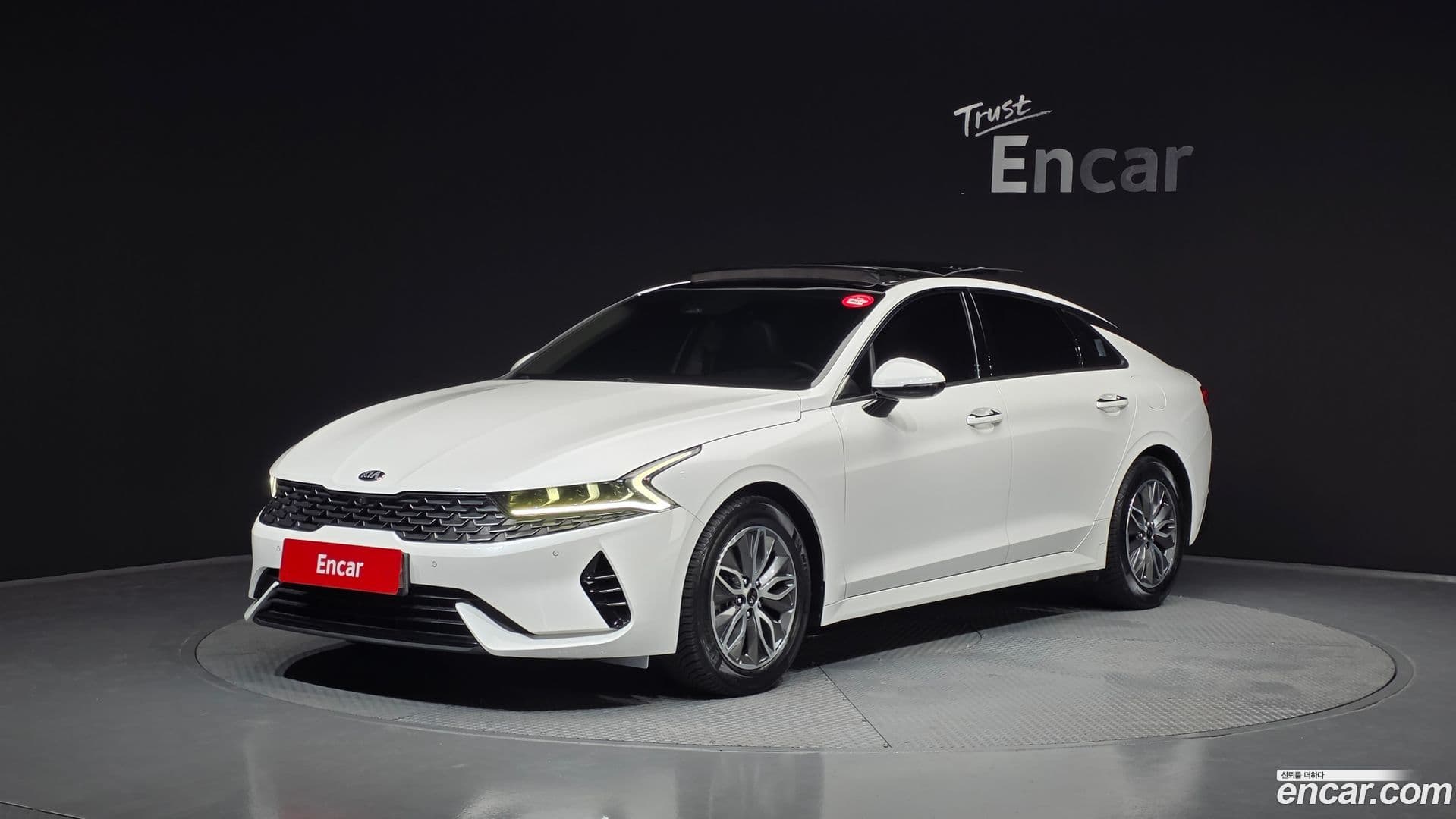 Main__Slider__Photo:K5 Kia 2020.8-0