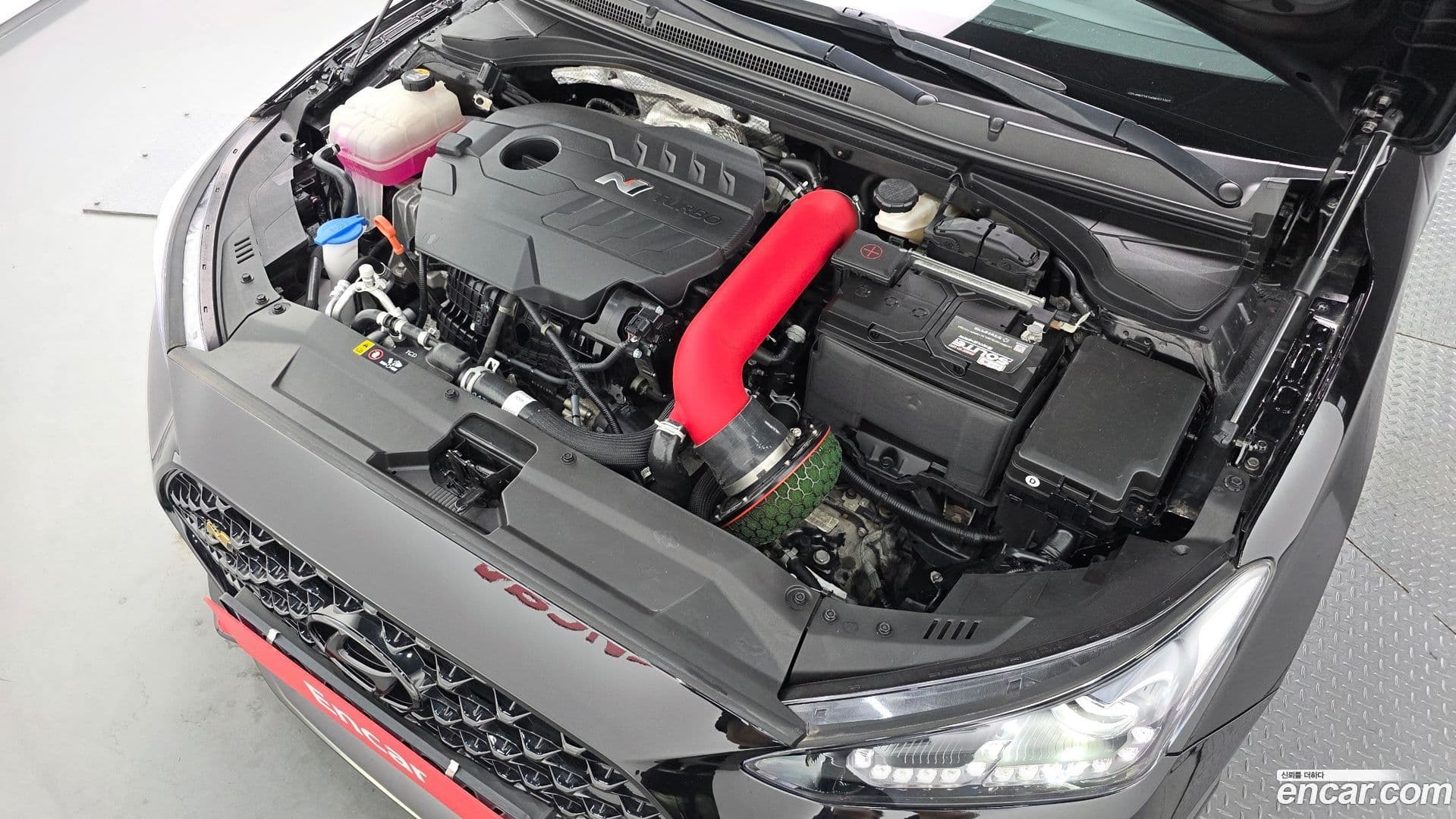 Main__Slider__Photo:Veloster Hyundai 2021.2-5