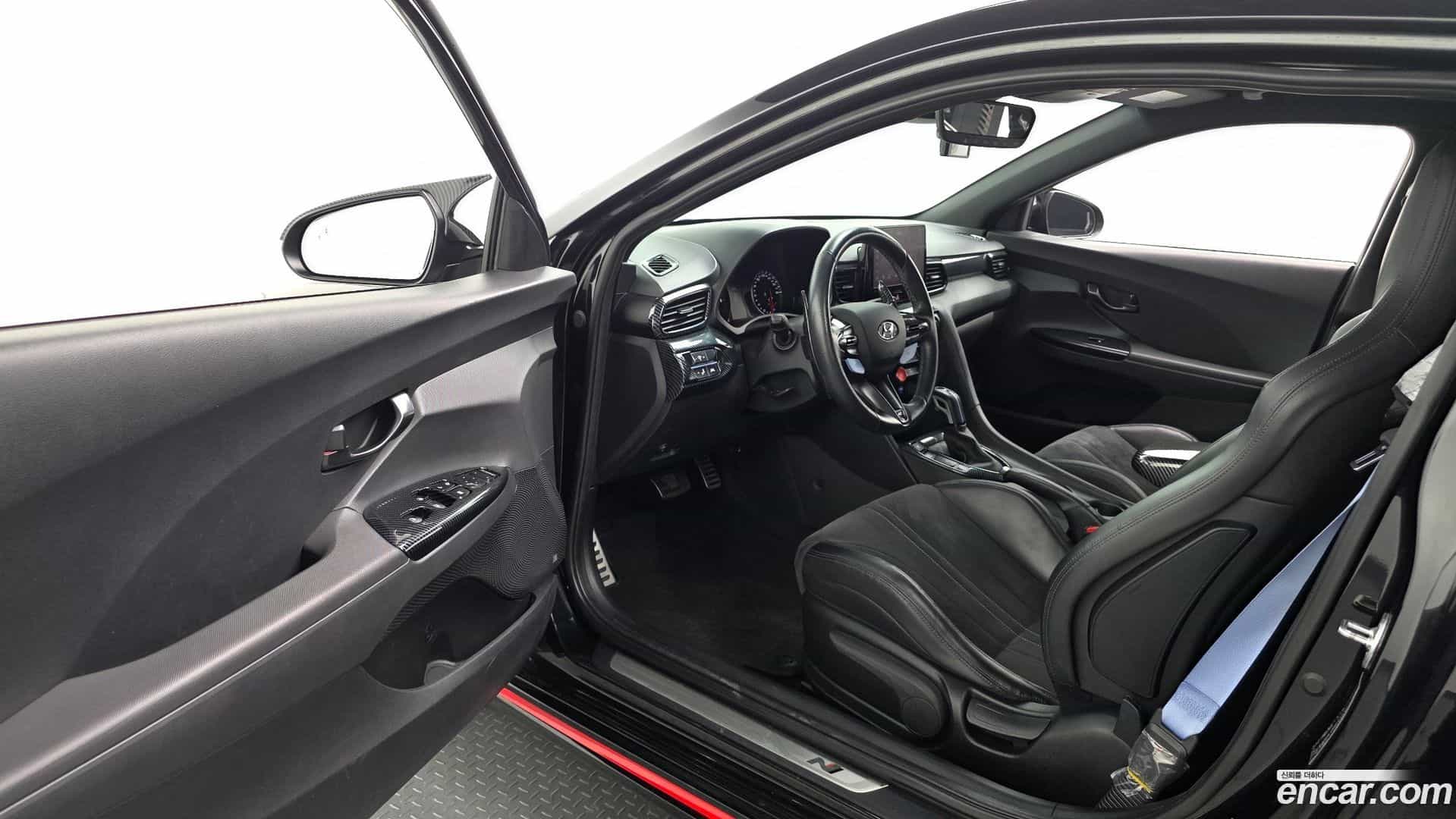 Veloster Hyundai 2021.2-OPTION-015