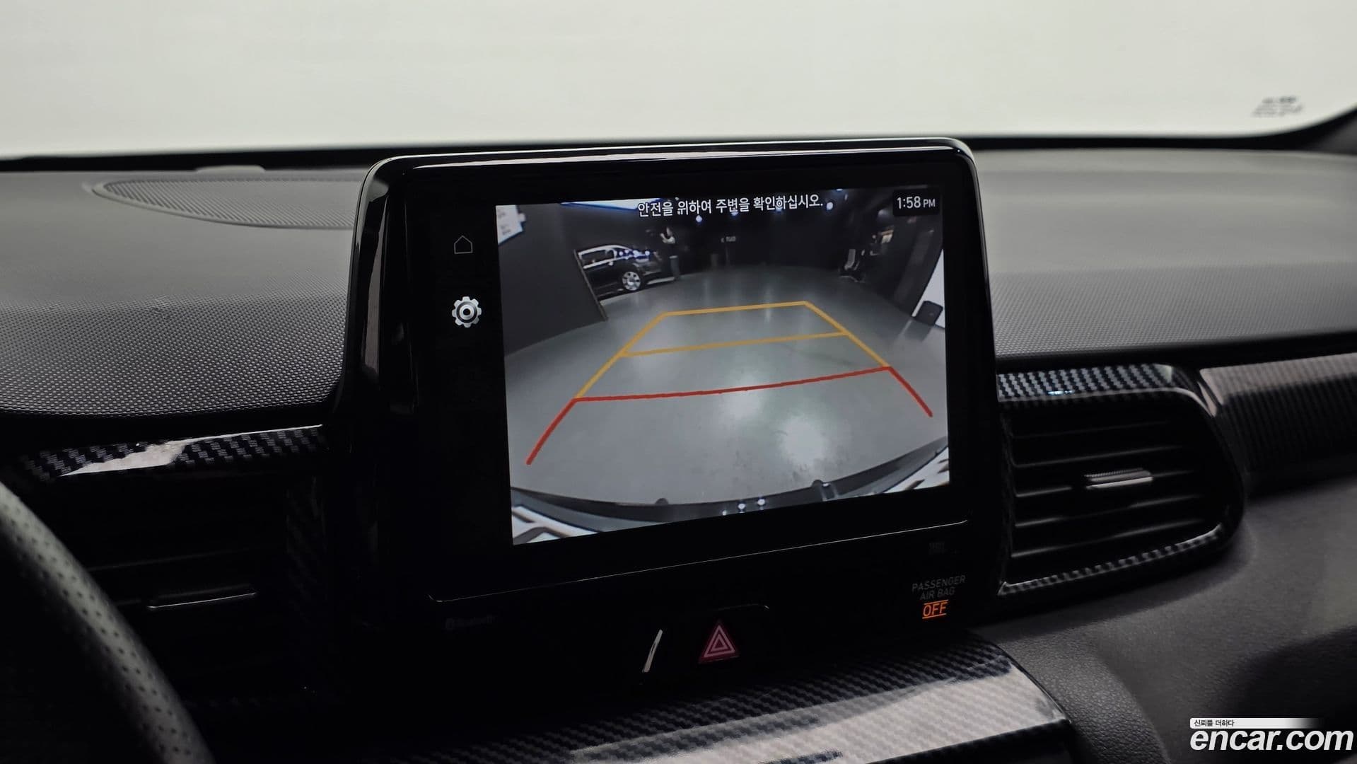 Main__Slider__Photo:Veloster Hyundai 2021.2-14