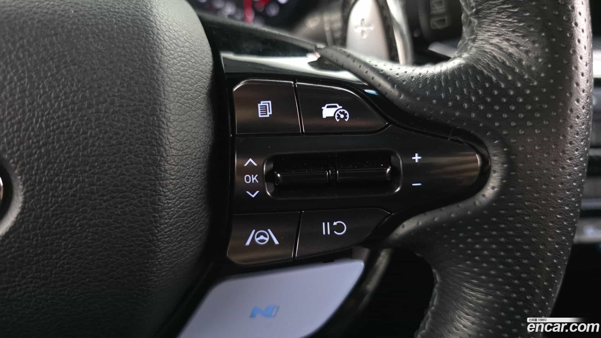 Veloster Hyundai 2021.2-OPTION-022