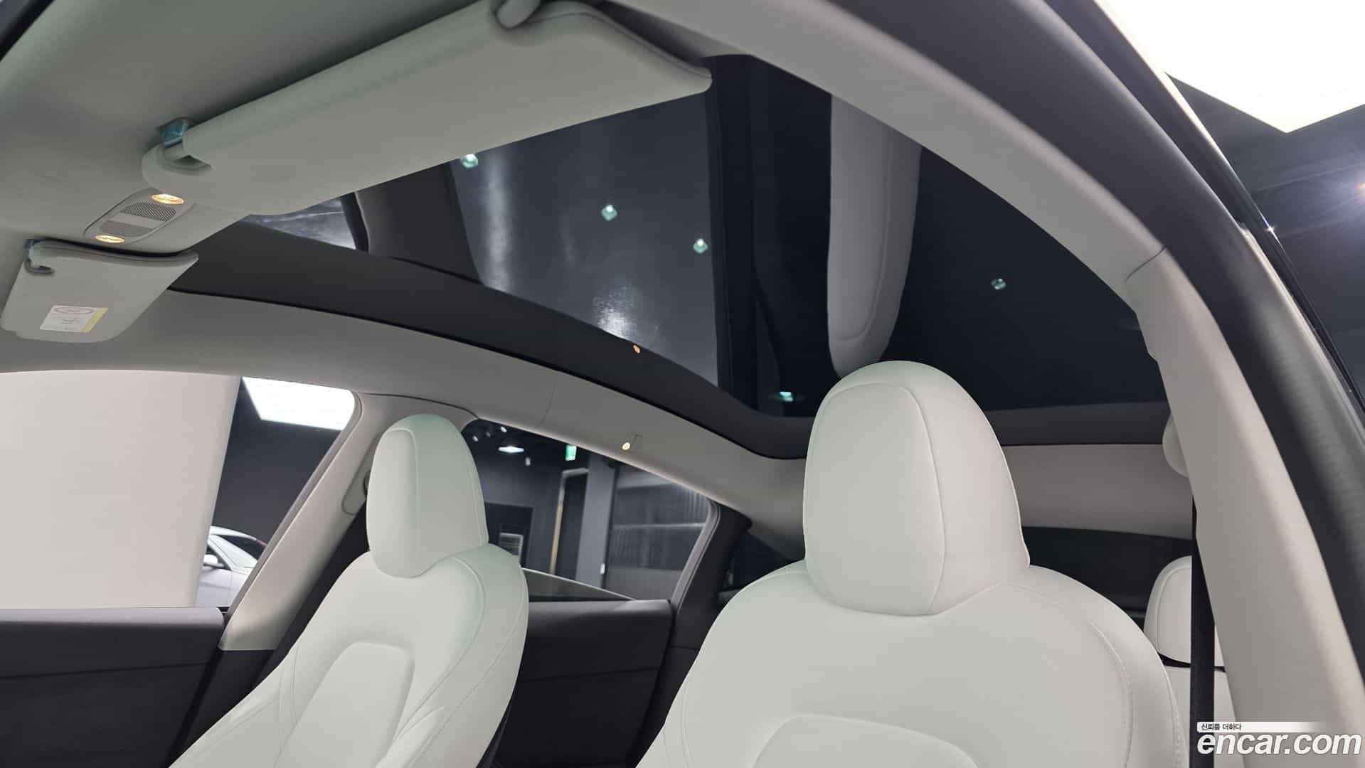 Model Y Tesla 2024.10-OPTION-023