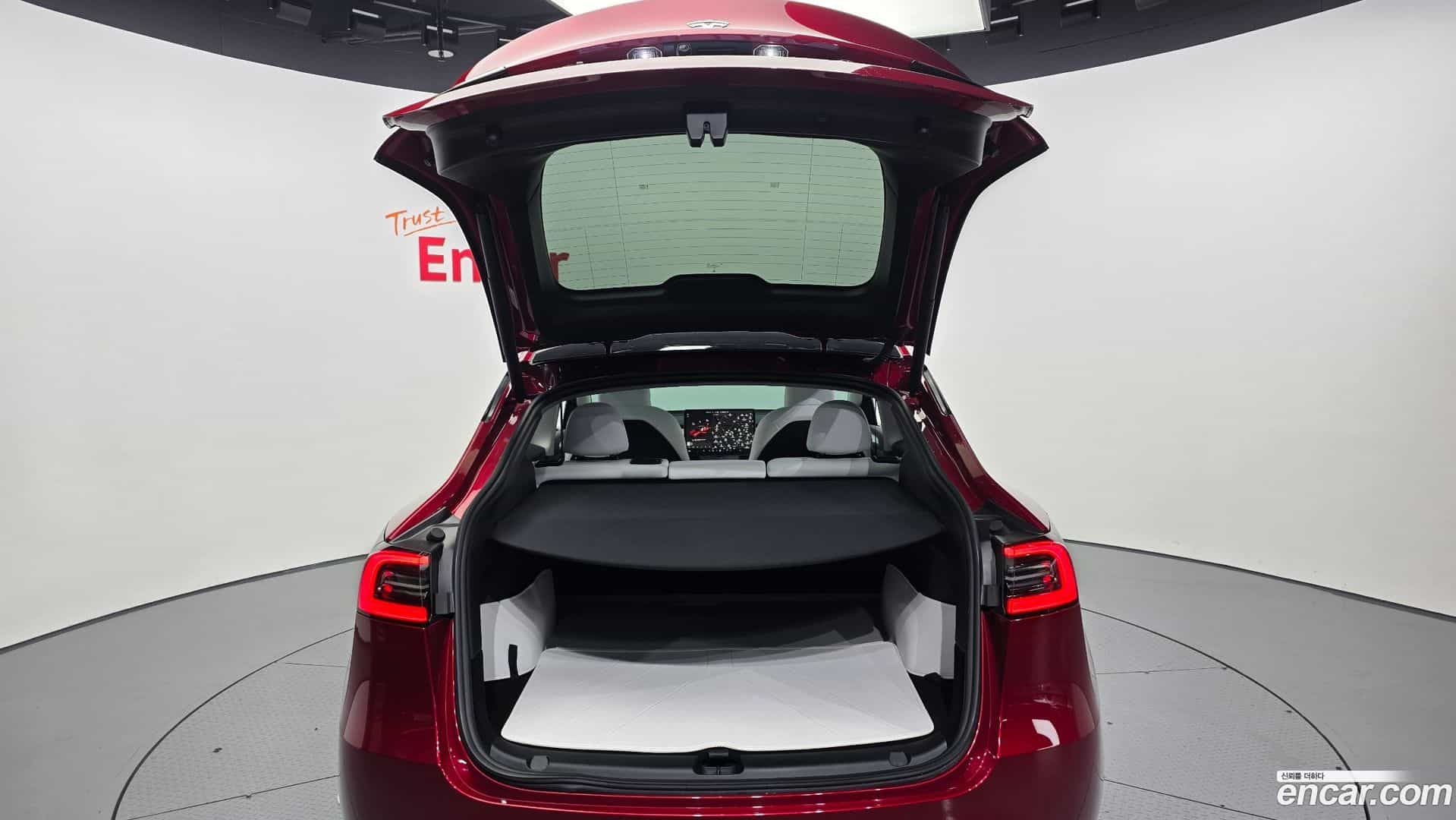 Model Y Tesla 2024.10-OPTION-024