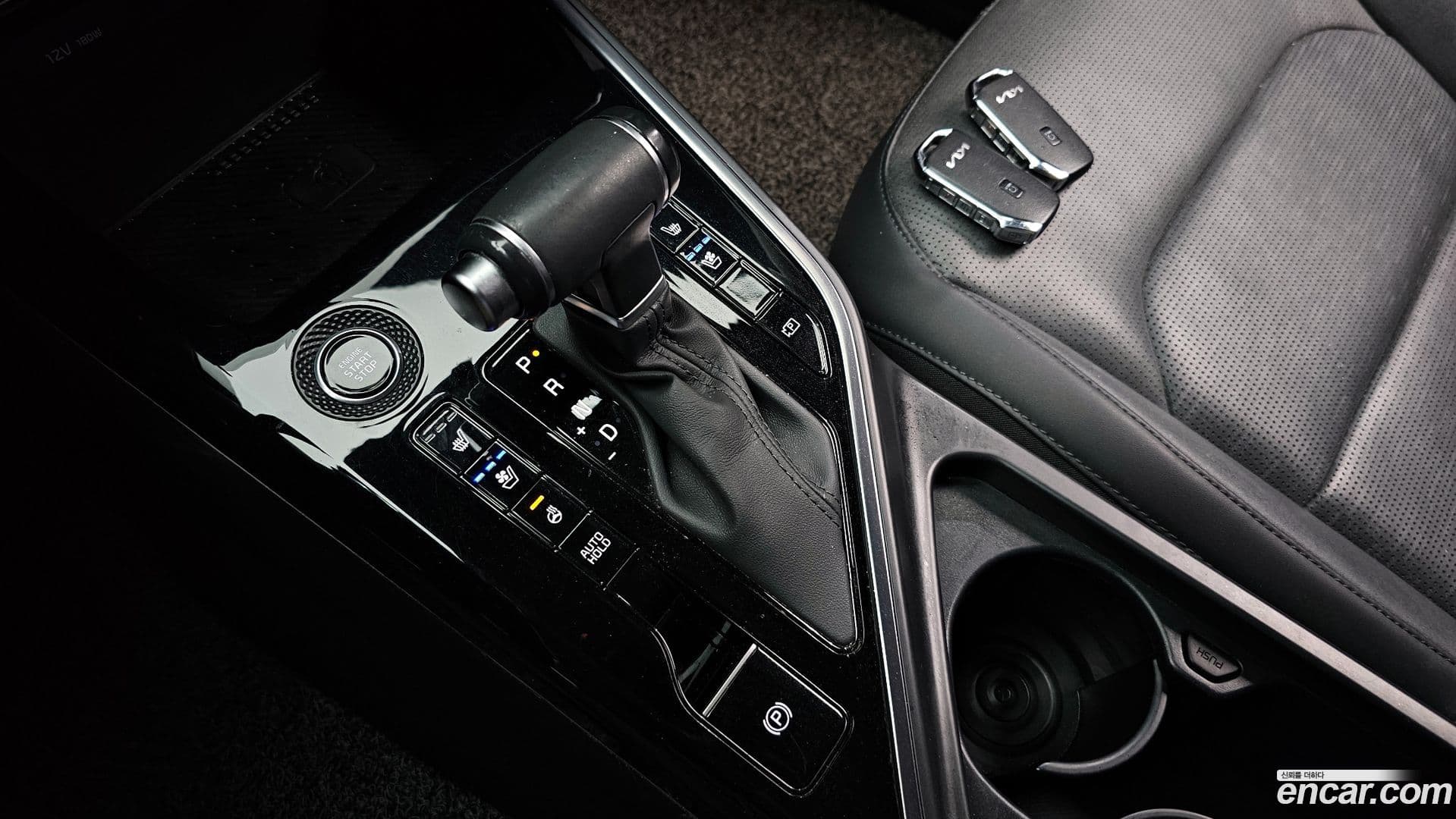 Main__Slider__Photo:Niro Kia 2022.3-8