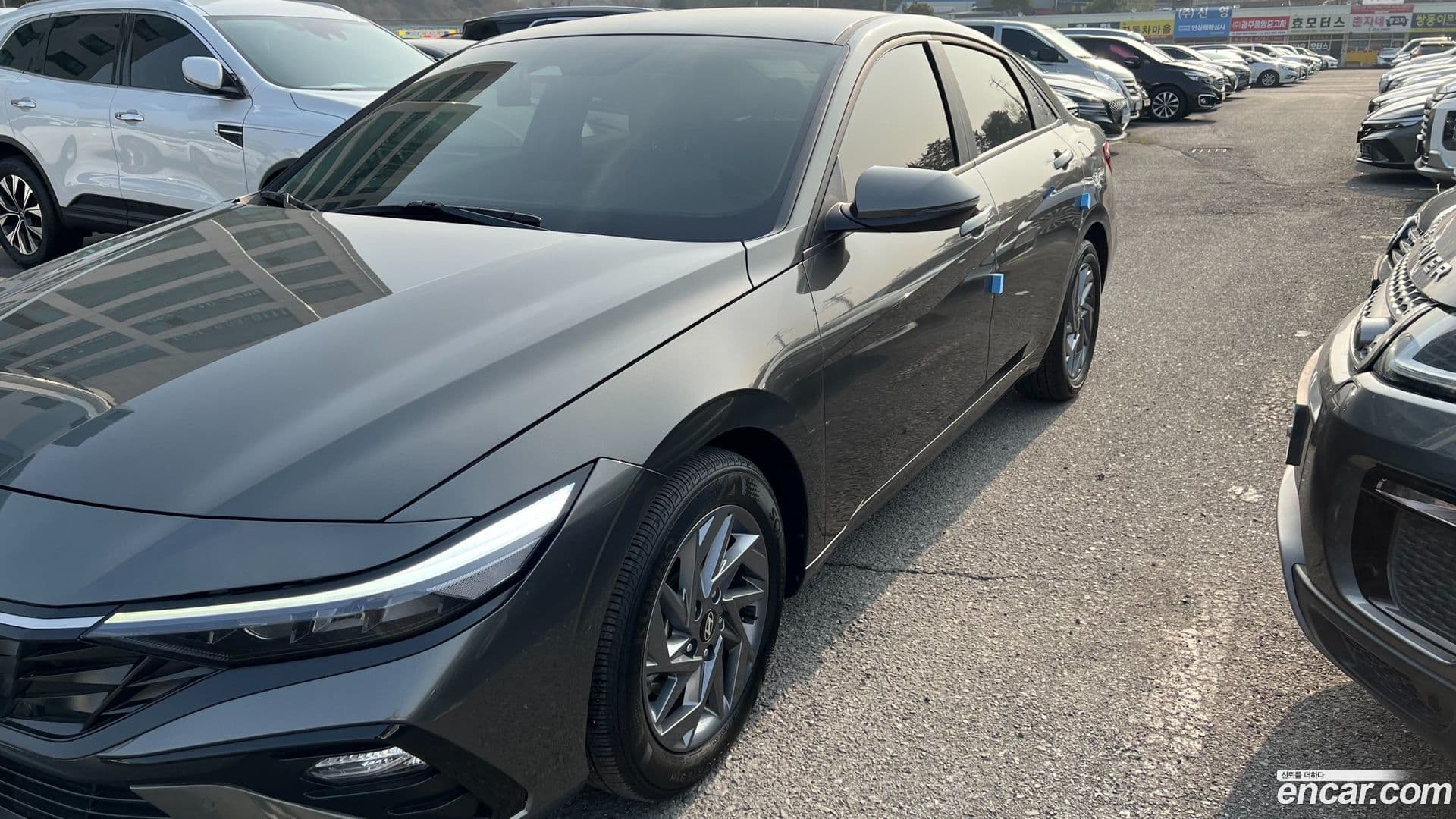 Main__Slider__Photo:AVANTE Hyundai 2023.7-1