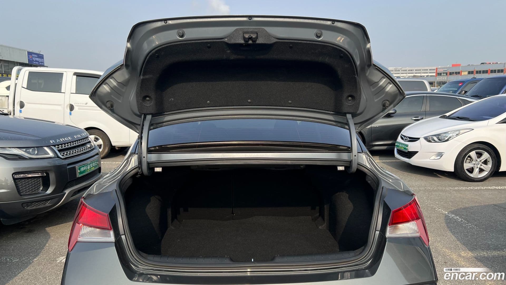 Main__Slider__Photo:AVANTE Hyundai 2023.7-5