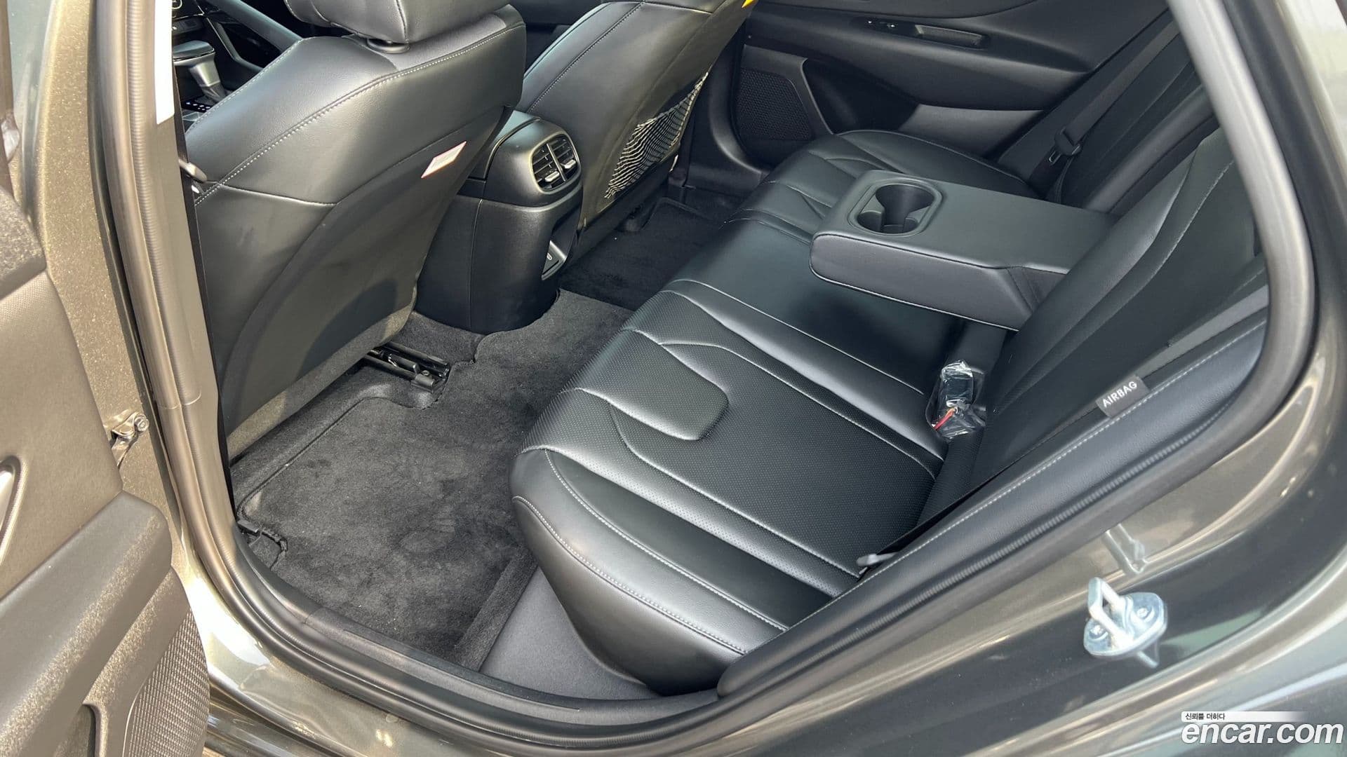 Main__Slider__Photo:AVANTE Hyundai 2023.7-15