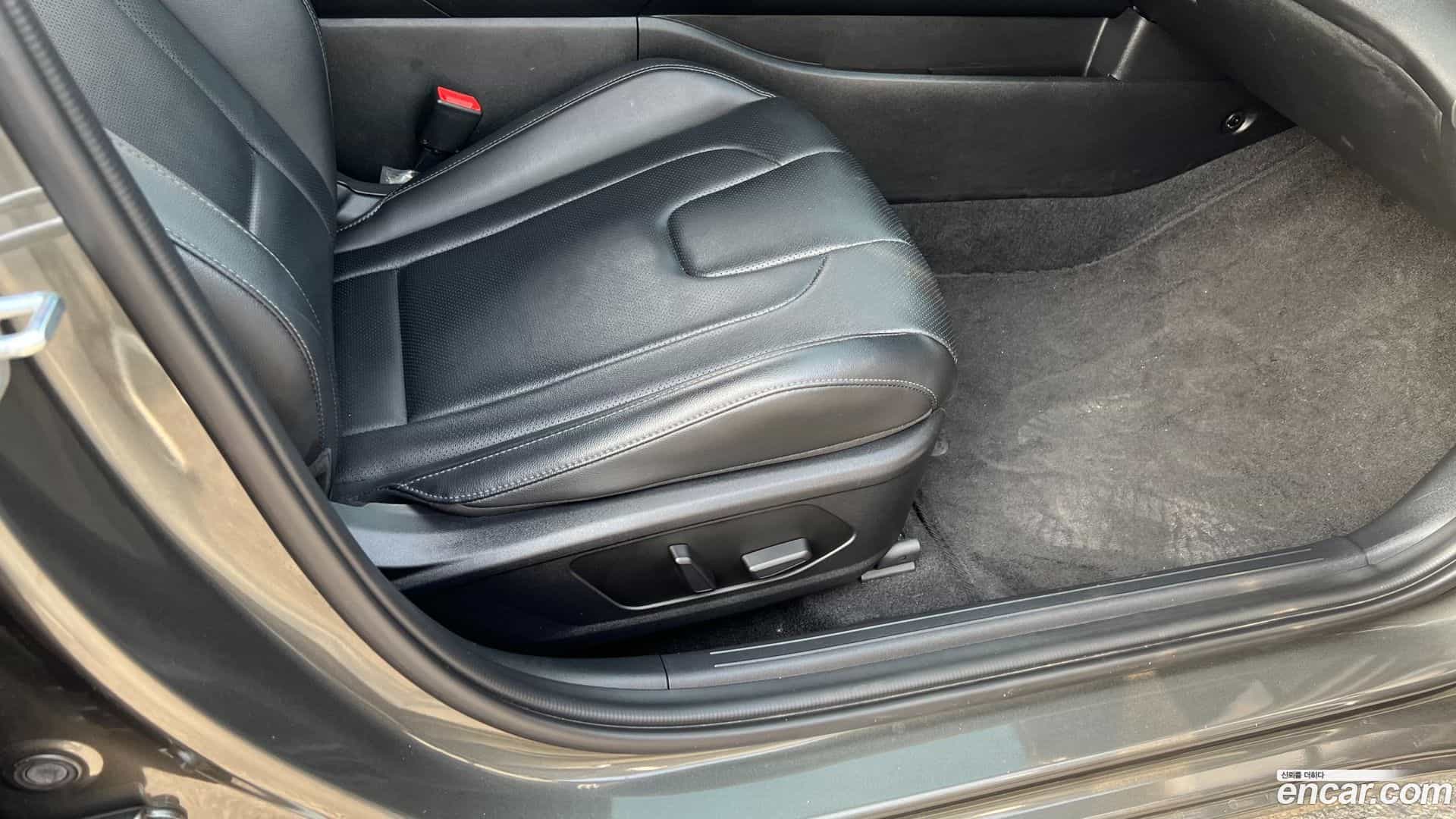 AVANTE Hyundai 2023.7-OPTION-021