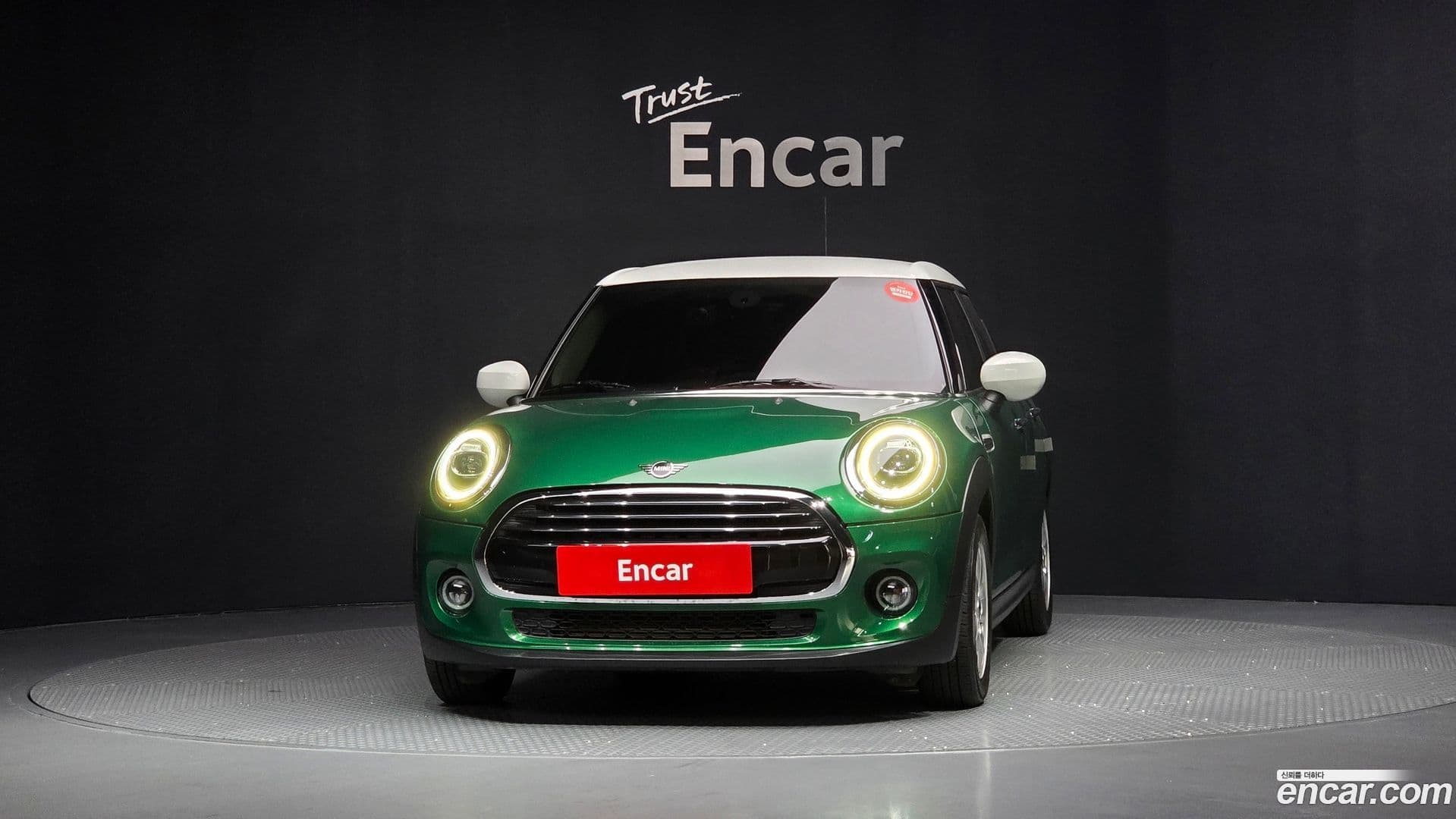 Main__Slider__Photo:Cooper Mini 2020.3-2