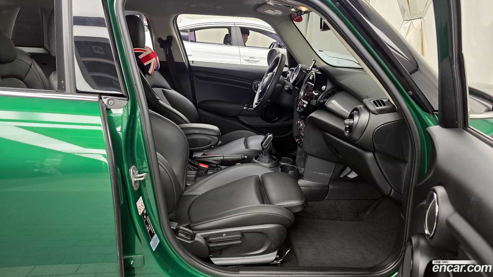 Cooper Mini 2020.3-OPTION-015