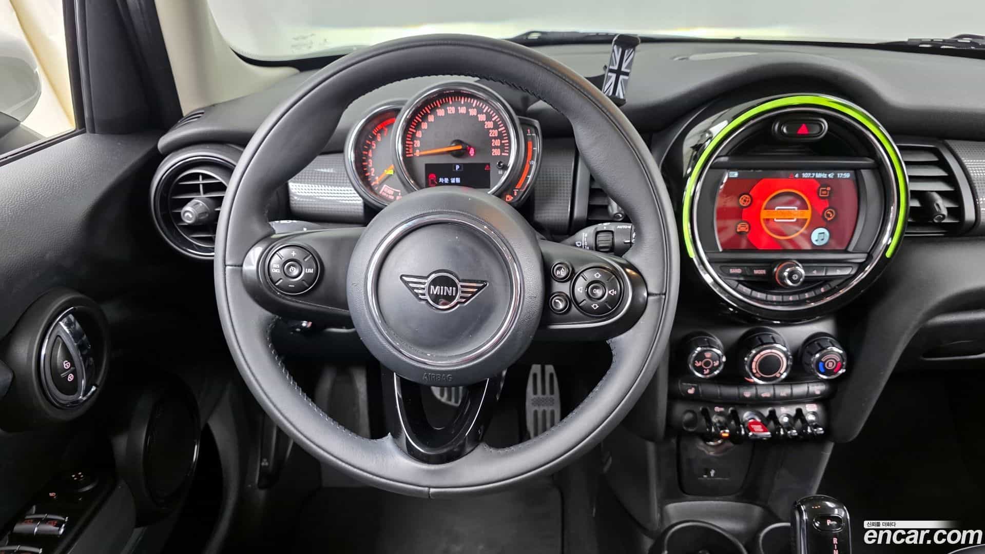Cooper Mini 2020.3-OPTION-017