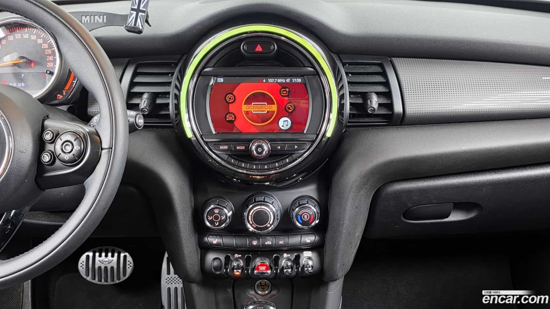 Cooper Mini 2020.3-OPTION-018