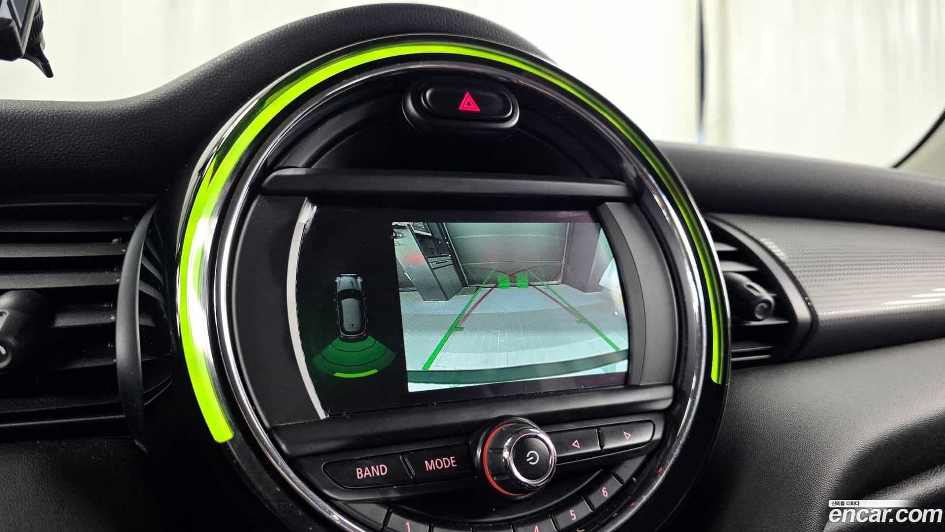 Cooper Mini 2020.3-OPTION-019