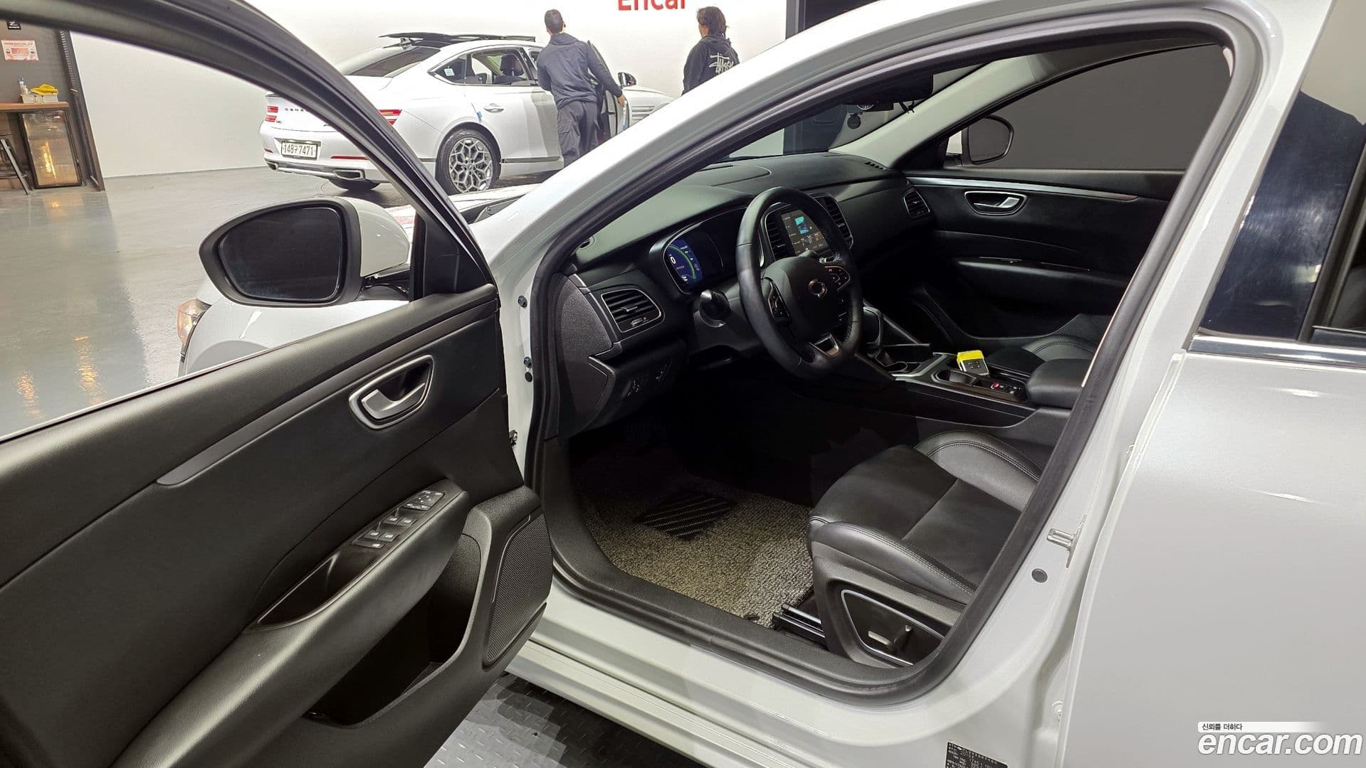 Main__Slider__Photo:SM6 Renault-KoreaSamsung 2019.2-9