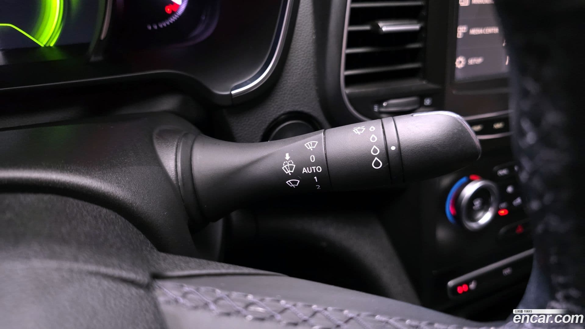 Main__Slider__Photo:SM6 Renault-KoreaSamsung 2019.2-15