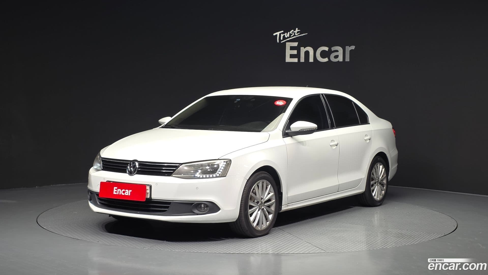 Main__Slider__Photo:Jetta Volkswagen 2014.3-0