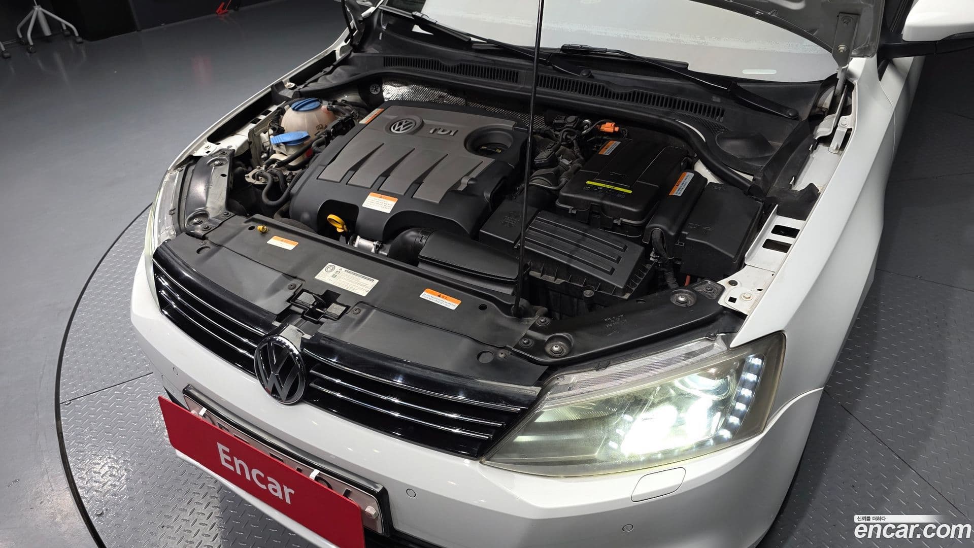 Main__Slider__Photo:Jetta Volkswagen 2014.3-5