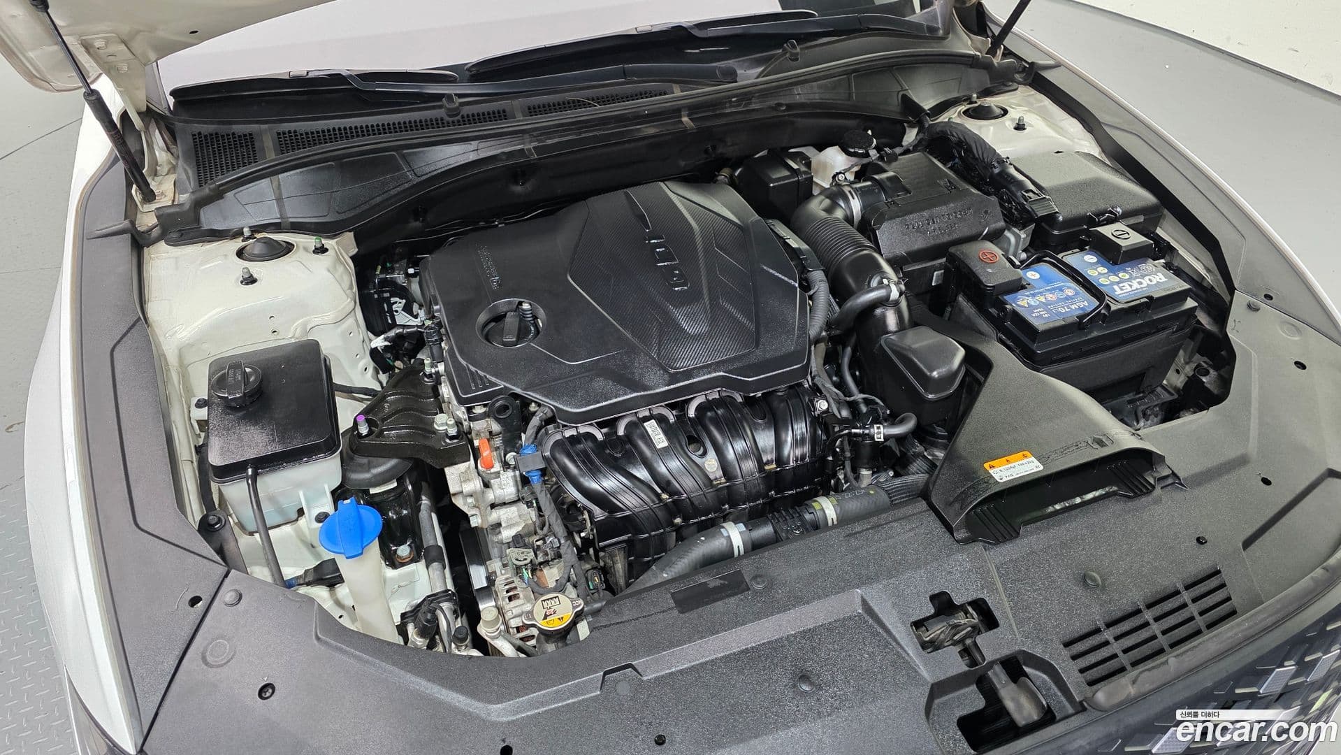 Main__Slider__Photo:Grandeur Hyundai 2020.1-5